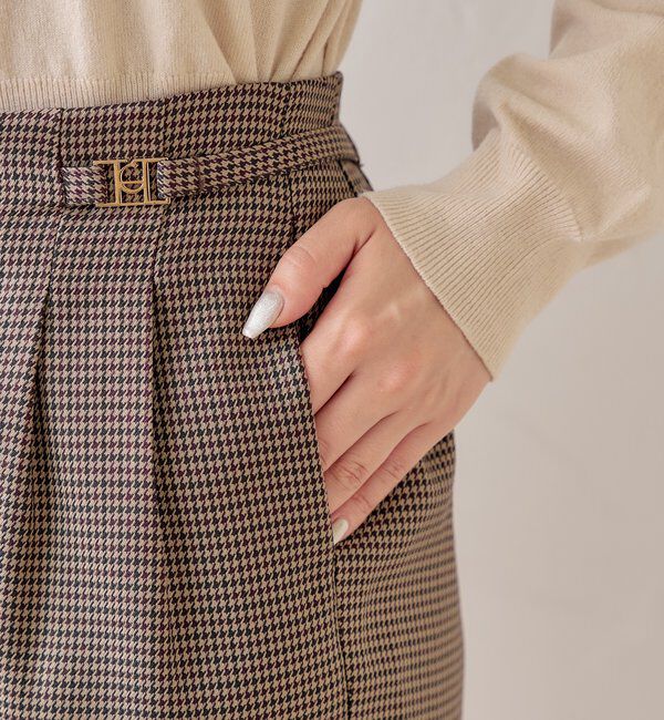  「【REVIVAL/WEB限定】チャーム付タックショートパンツ」|チノ|