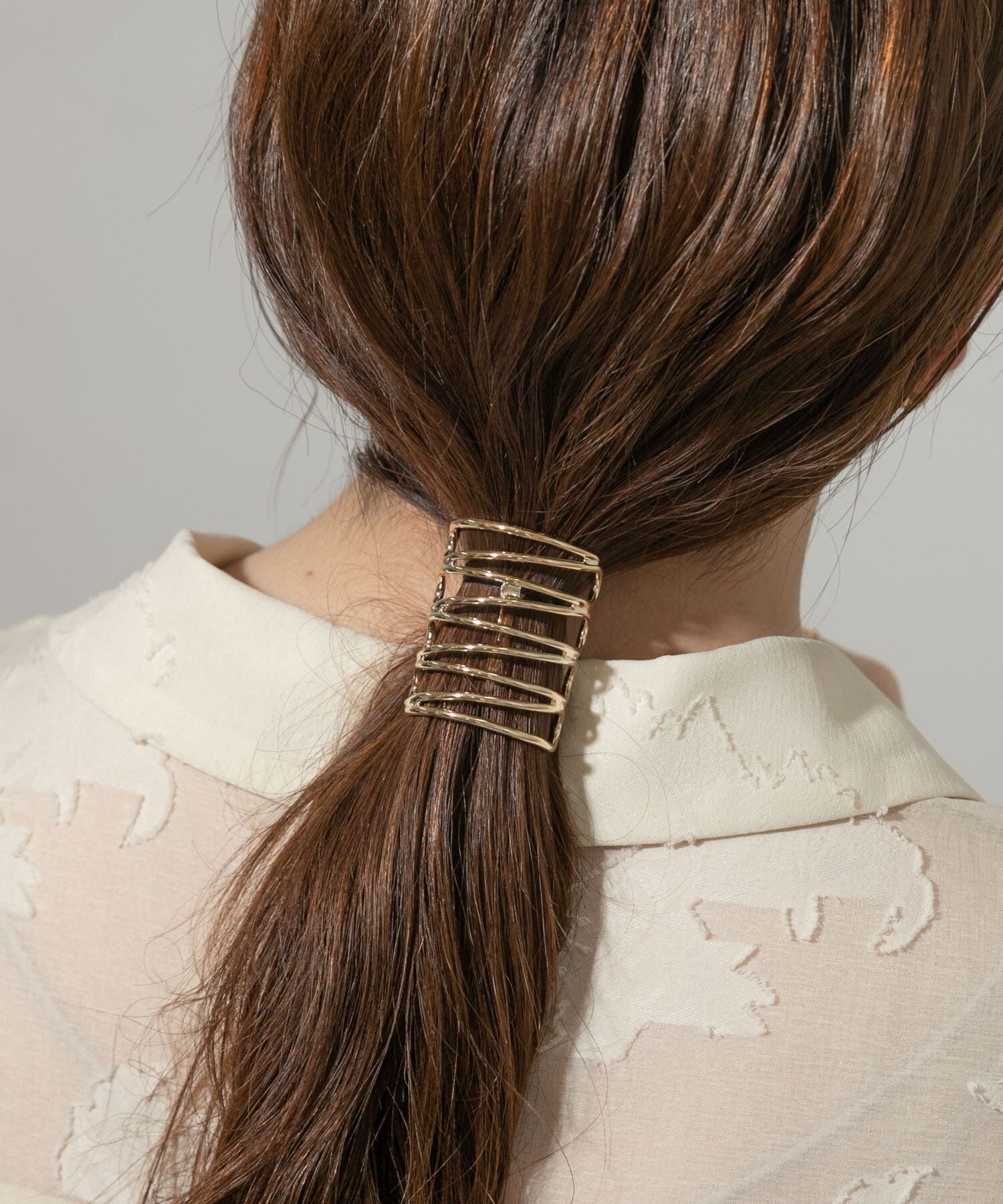 SMELLY「メタルモヨウヘアカフ」|ヘアゴム・シュシュ|