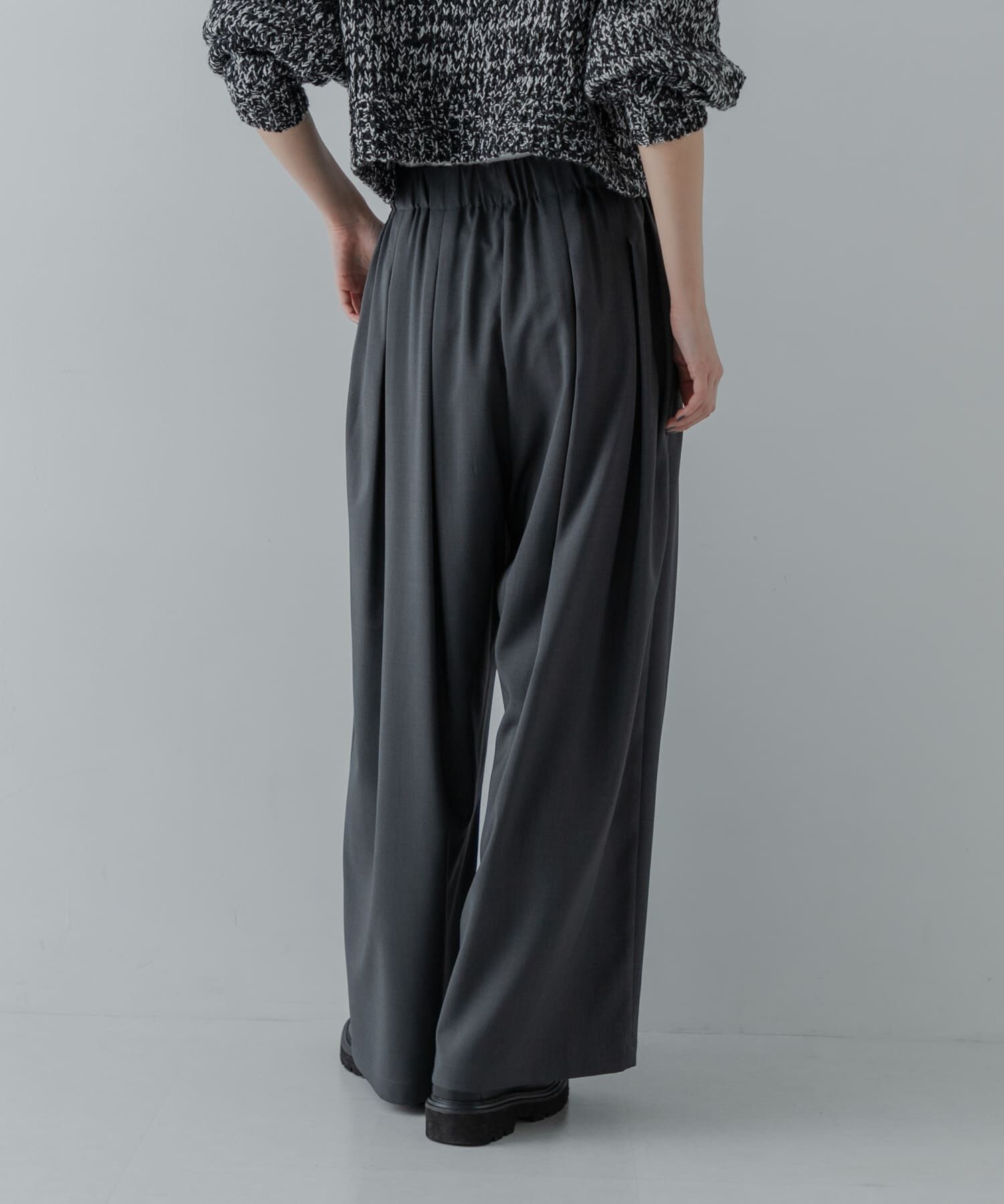 URBAN RESEARCH「ストレッチタックギャザーワイドパンツ」|その他|