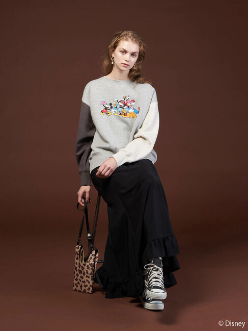  「FRIENDSプリント裏起毛プルオーバー/Disney」|Tシャツ・カットソー|