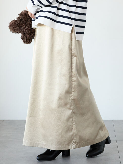Lugnoncure「サテンエンボススカート」|スカート|