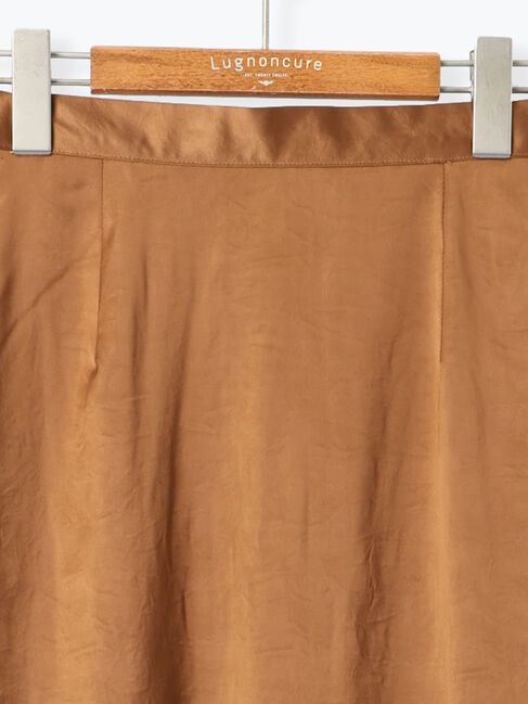 Lugnoncure「サテンエンボススカート」|スカート|