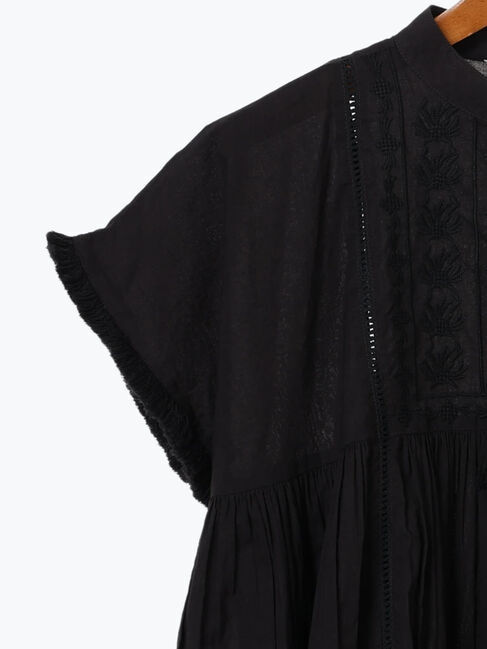 Lugnoncure「【INDIA made】タッセル付き刺繍ブラウス」|シャツ・ブラウス|