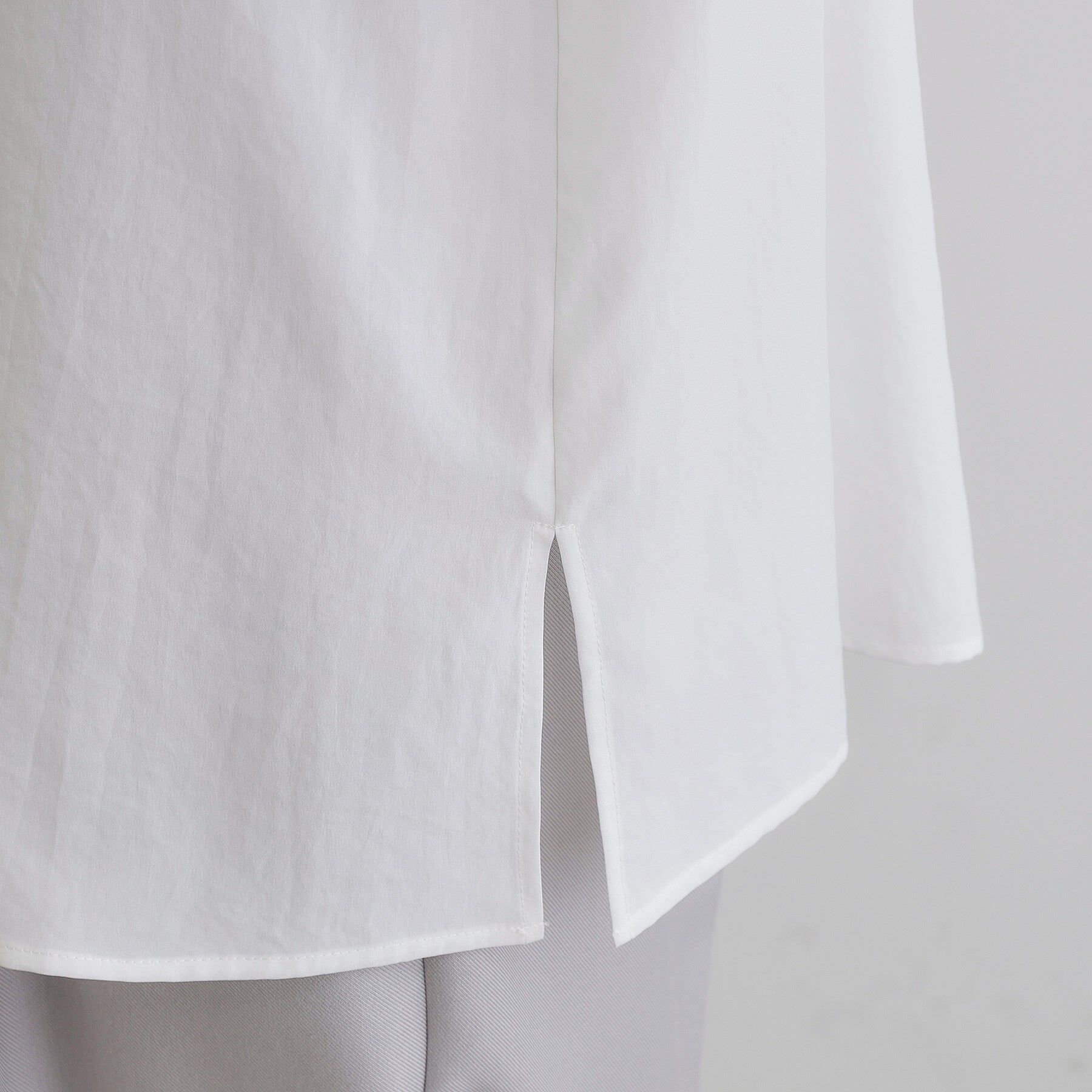 grove「甘さを抑えた大人のラッフルフリルブラウス」|シャツ・ブラウス|