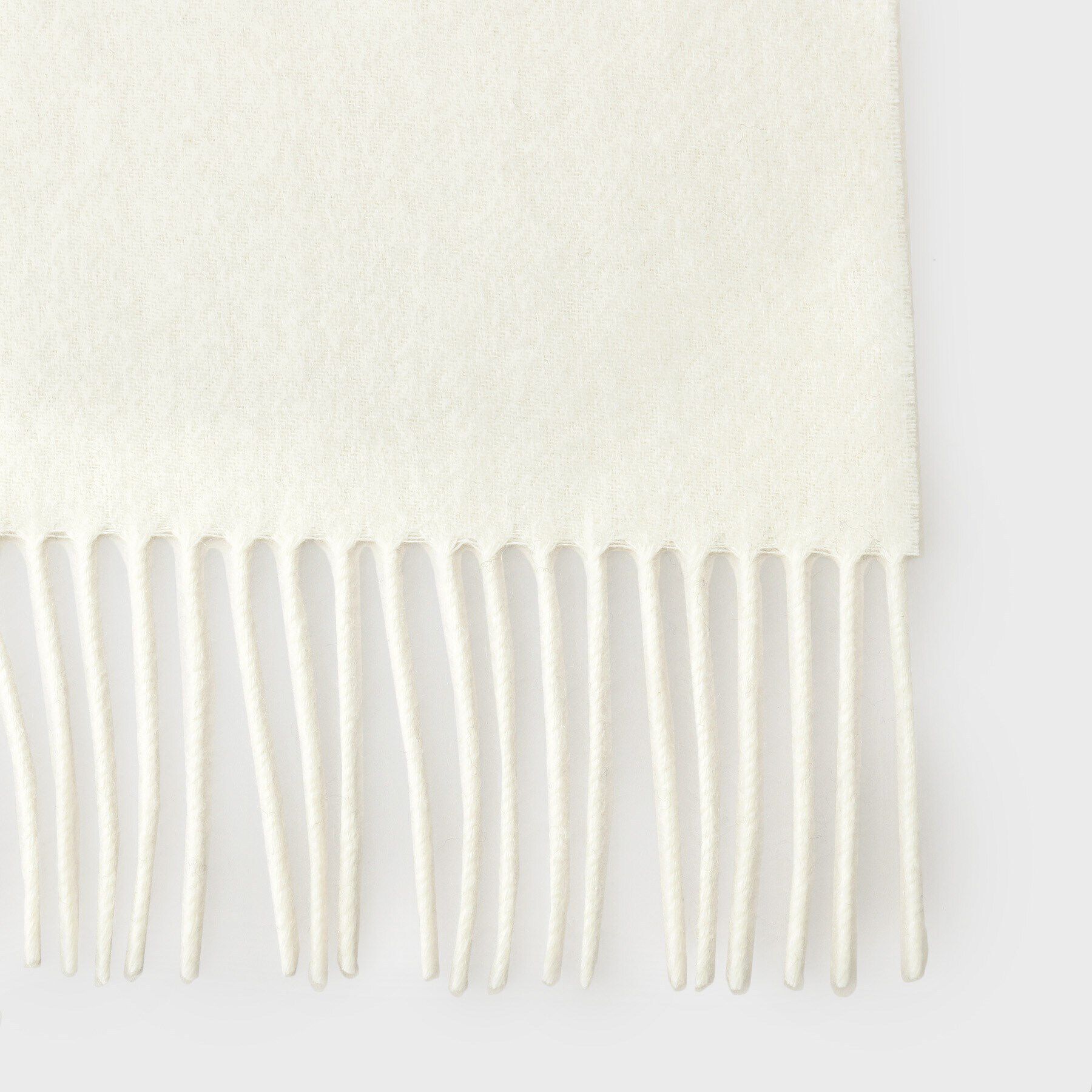 TAKEO KIKUCHI「【洗えるベビーカシミヤ】無地 マフラー」|ストール|