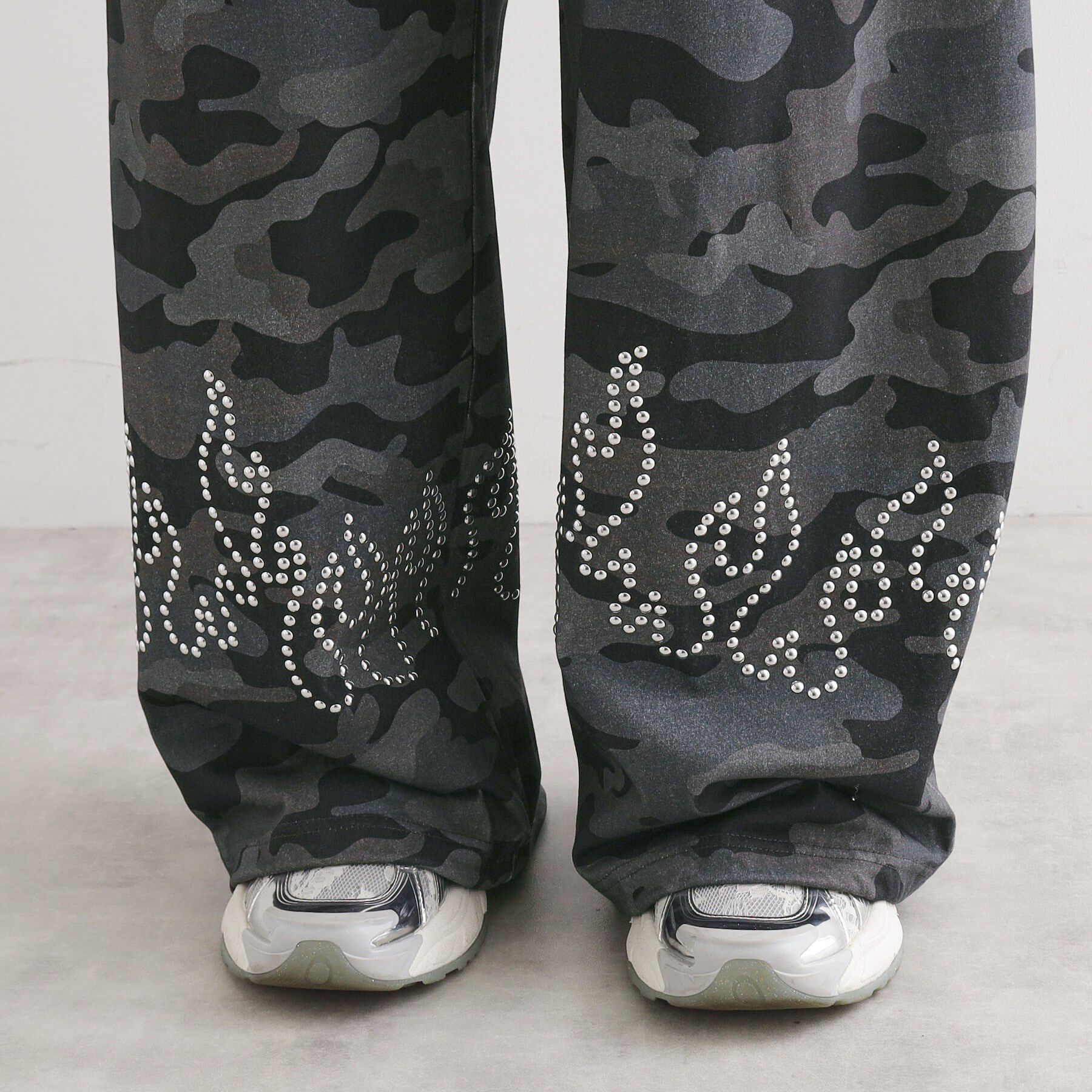tk.TAKEO KIKUCHI「K&rsquo;PJT by AOI 『Lightweight Pants』」|その他|