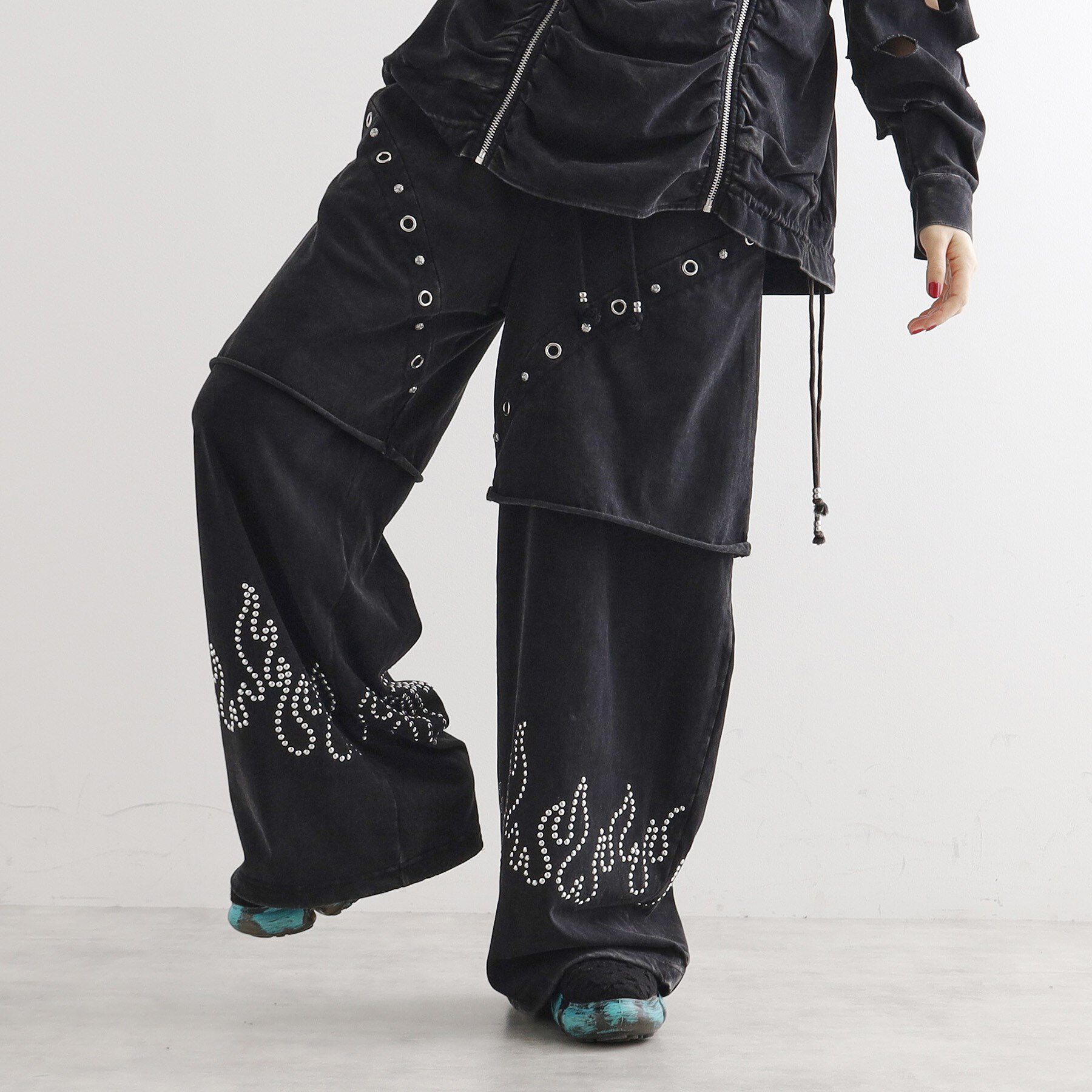 tk.TAKEO KIKUCHI「K&rsquo;PJT by AOI 『Lightweight Pants』」|その他|