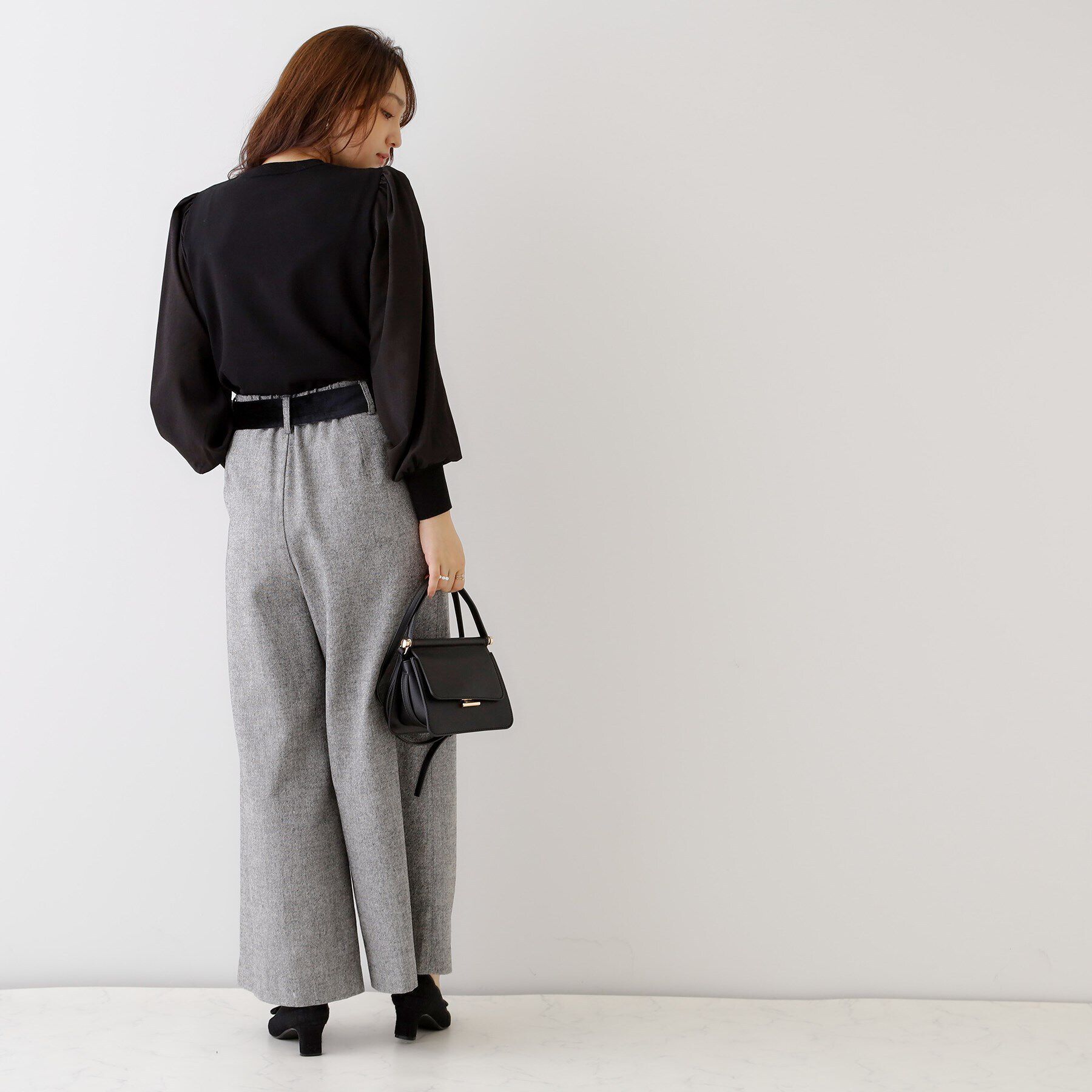 Couture broach「【大人レディなニット・通勤にも】飾り釦ドッキングスリーブニット」|ニット・セーター|