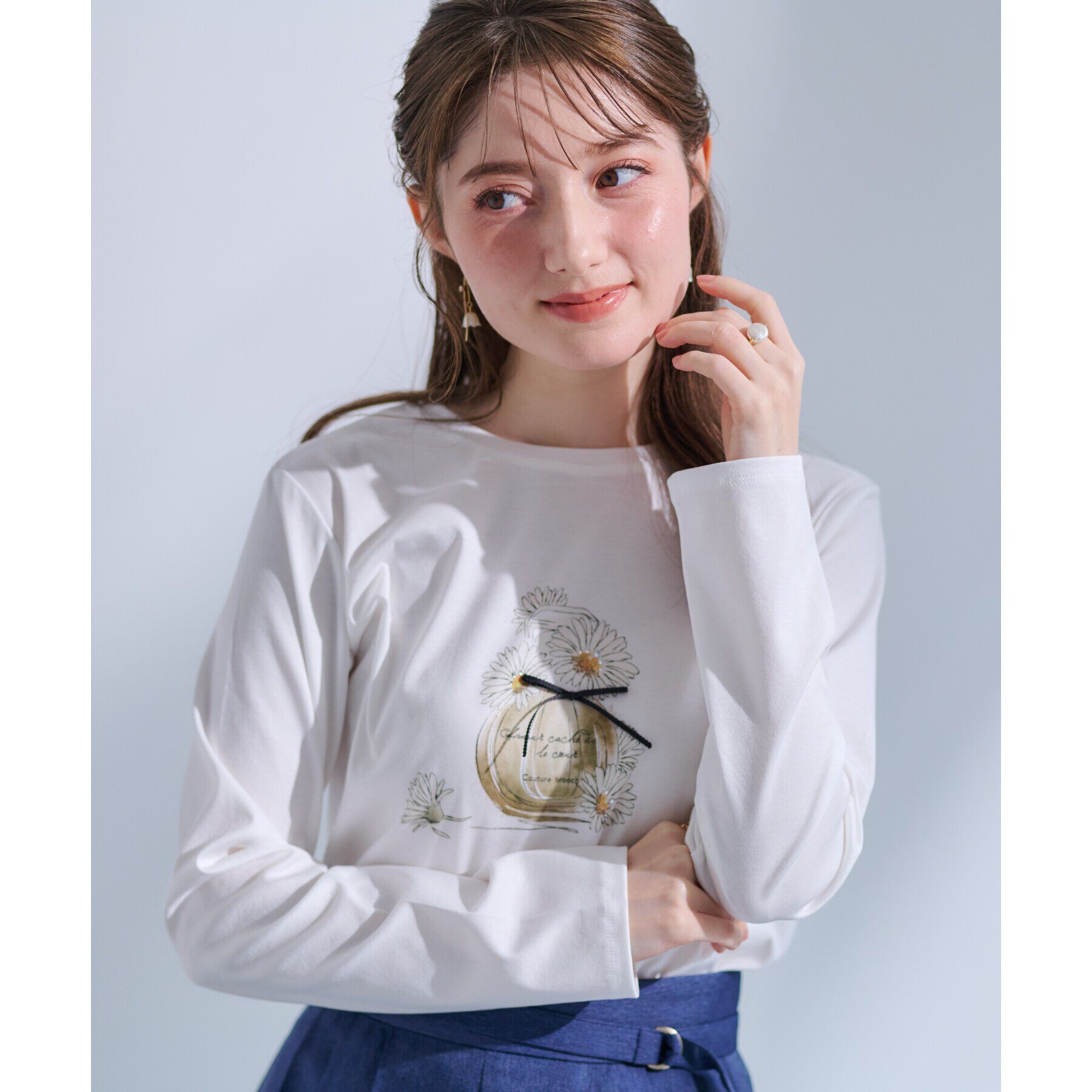 Couture broach「【UVカット・接触冷感・洗える】デイジーパルファムロンT」|Tシャツ・カットソー|オフホワイト(003