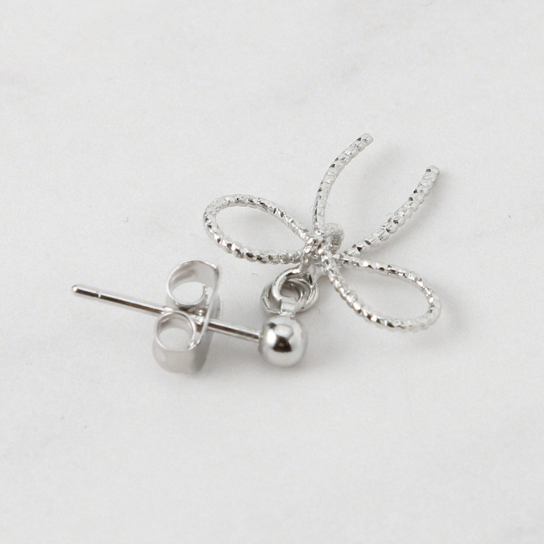 Couture broach「リボンモチーフピアス」|ピアス|