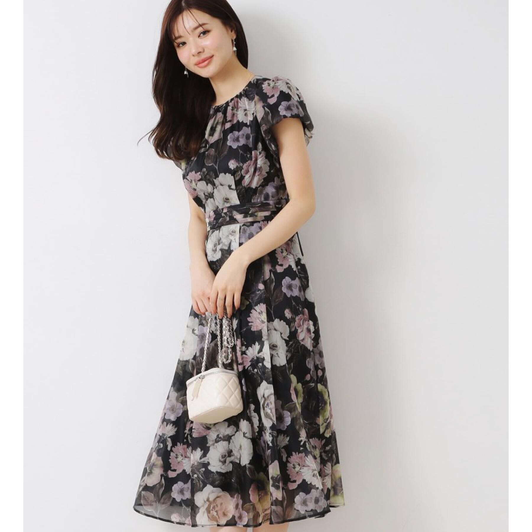 Couture broach「【花柄・一枚で着映える・細見え】Summerオーガンフルールワンピース」|ワンピース|ブラック(119)