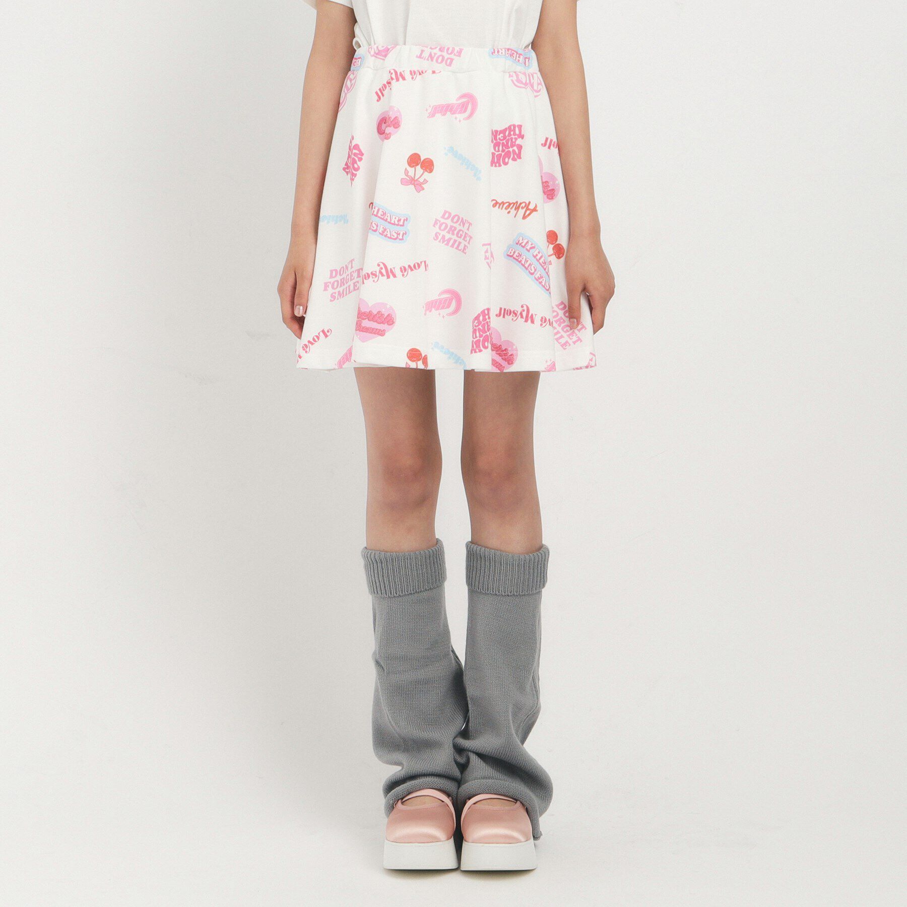 PINK-latte「【るーつくコラボ/ニコラ9月号掲載】総柄プリントフレアスカート」|スカート|