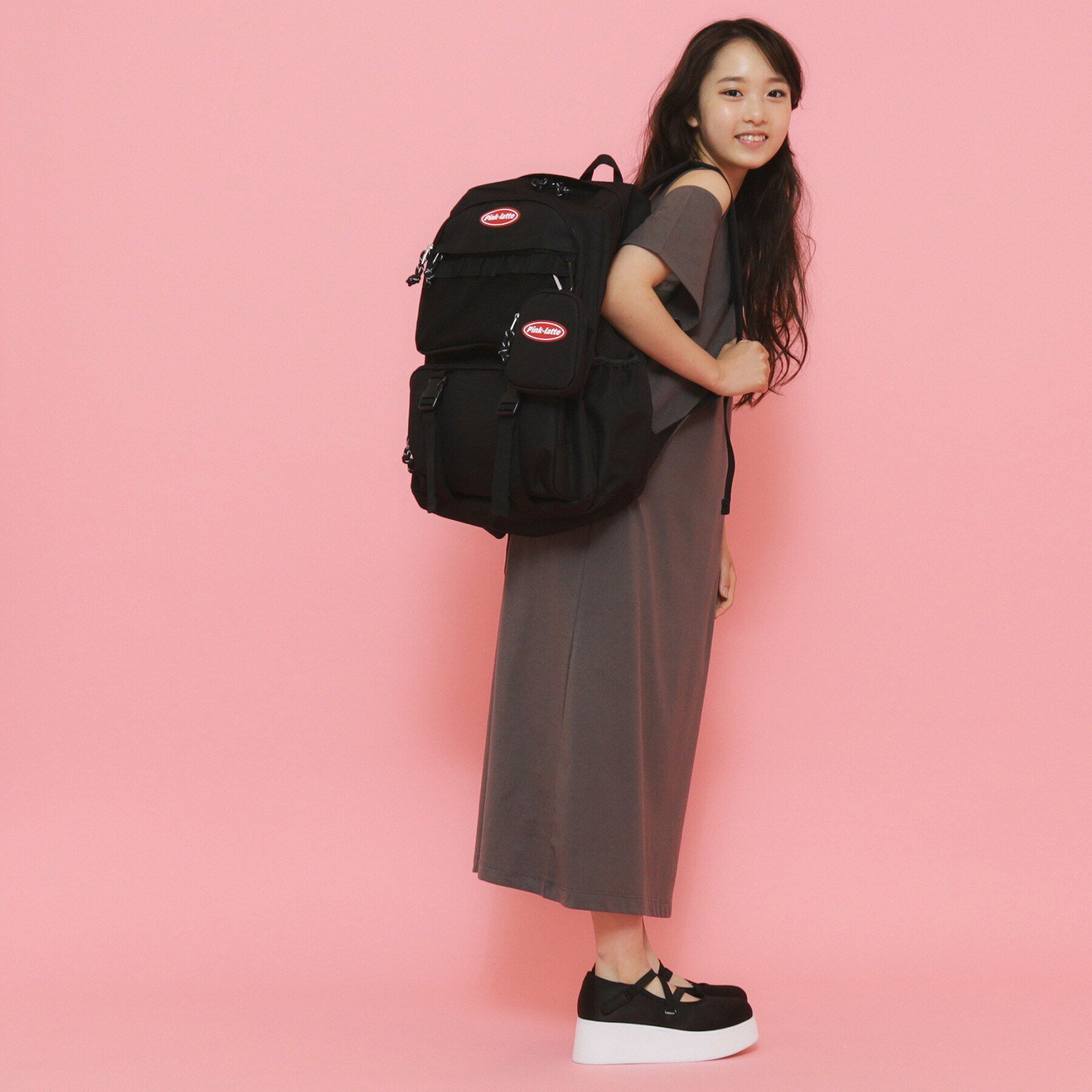 PINK-latte「【容量約33L】ポーチ付き便利なマルチリュック」|リュック|