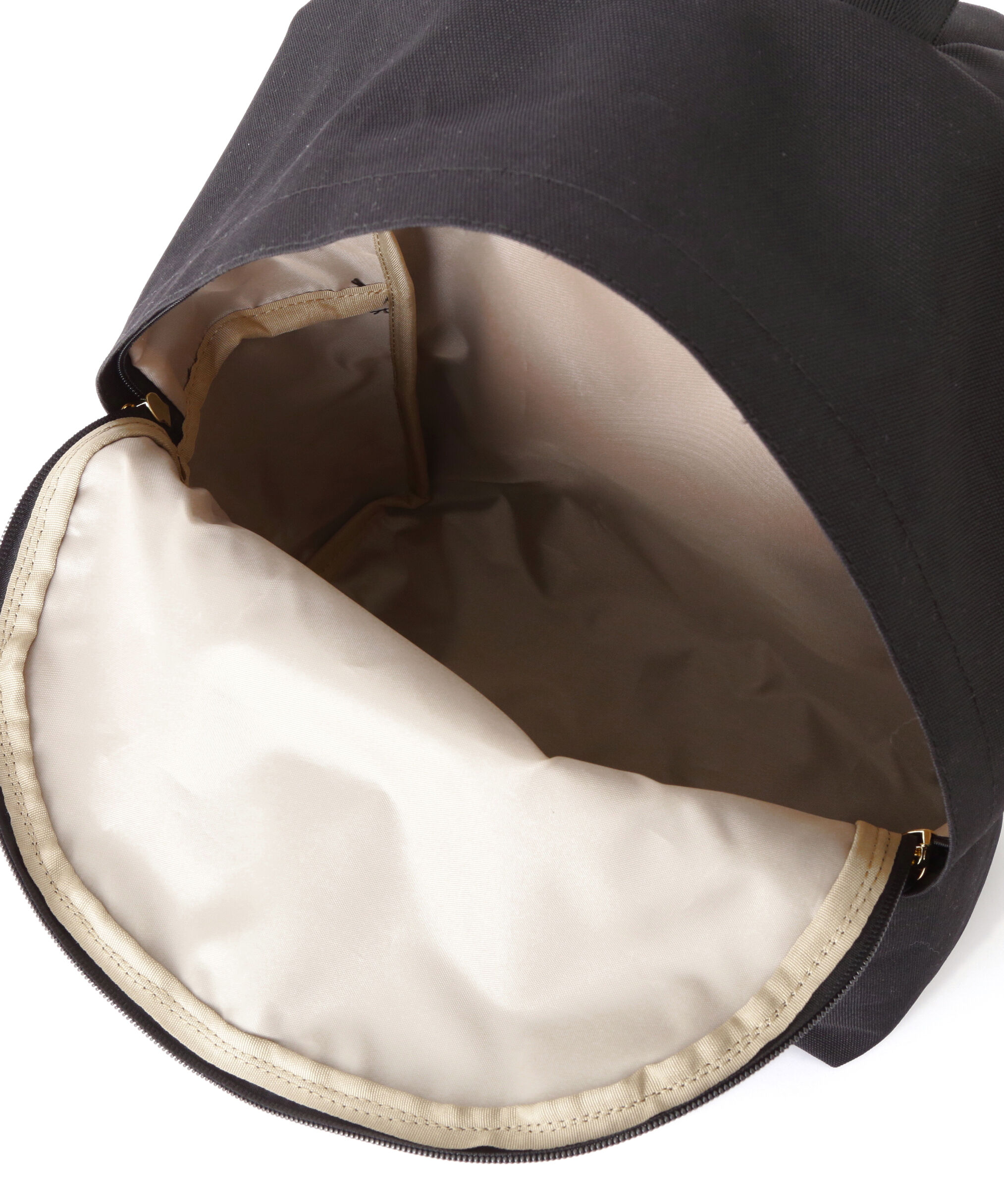  「バックパック」|その他|