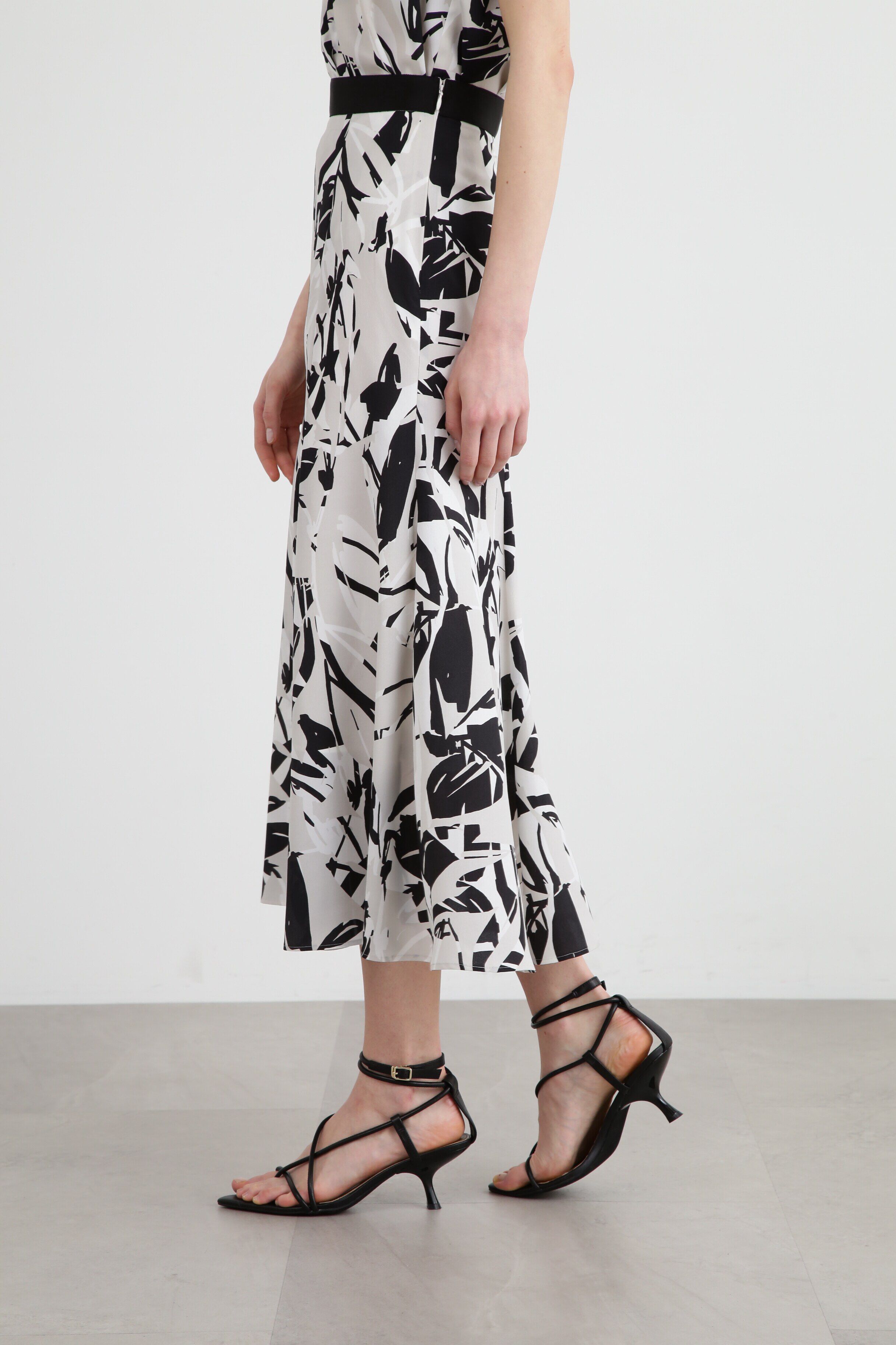  「◆ティアードリーフプリントマーメイドスカート」|スカート|