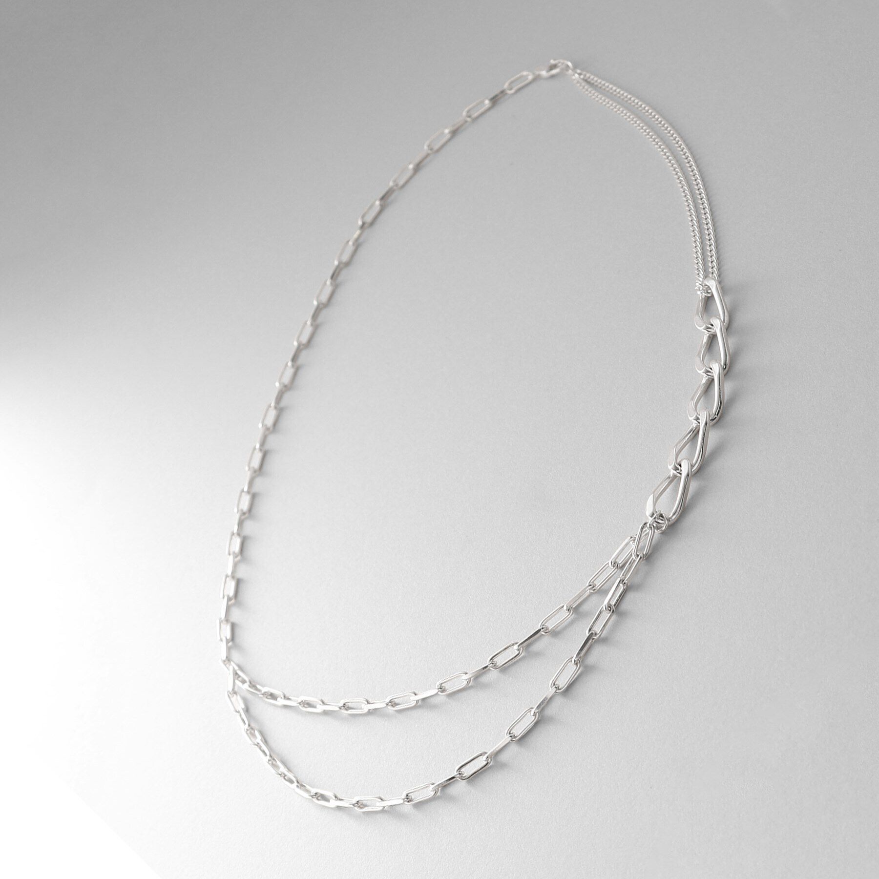 COCOSHNIK ONKITSCH「シルバー ミックスチェーン アシンメトリードレープネックレス」|ネックレス|