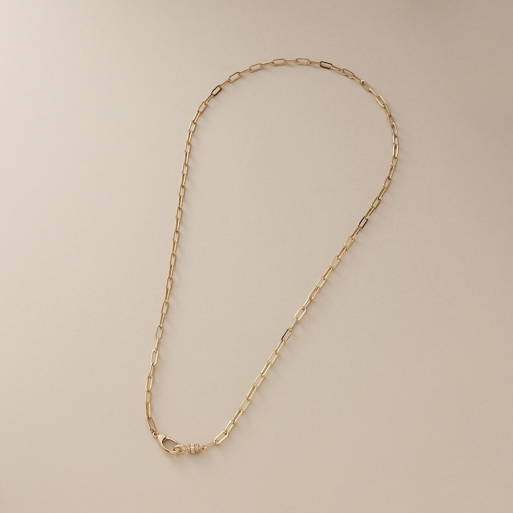 COCOSHNIK「K10ダイヤモンド 中空プリム縦溝クラスプ ネックレス」|ネックレス|