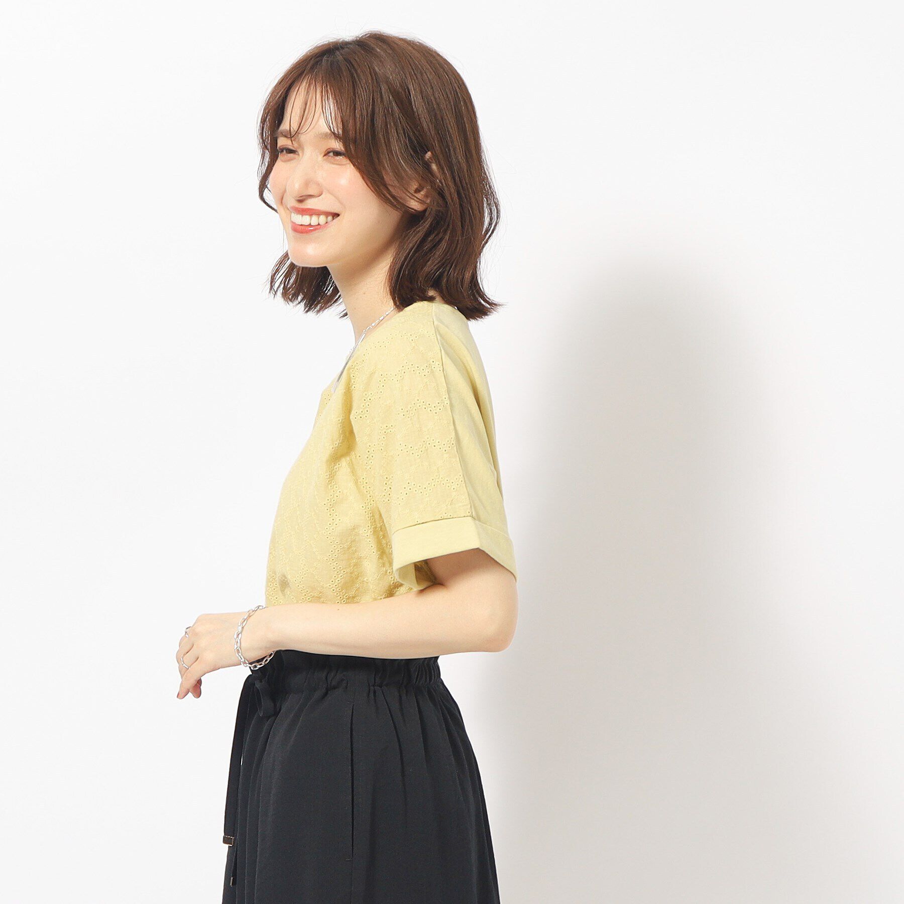 SHOO･LA･RUE「大人の甘さをプラスする フロント刺繍 ドルマントップス」|Tシャツ・カットソー|