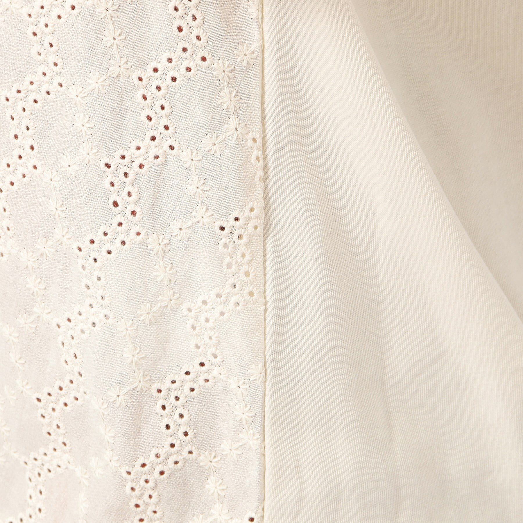 SHOO･LA･RUE「大人の甘さをプラスする フロント刺繍 ドルマントップス」|Tシャツ・カットソー|