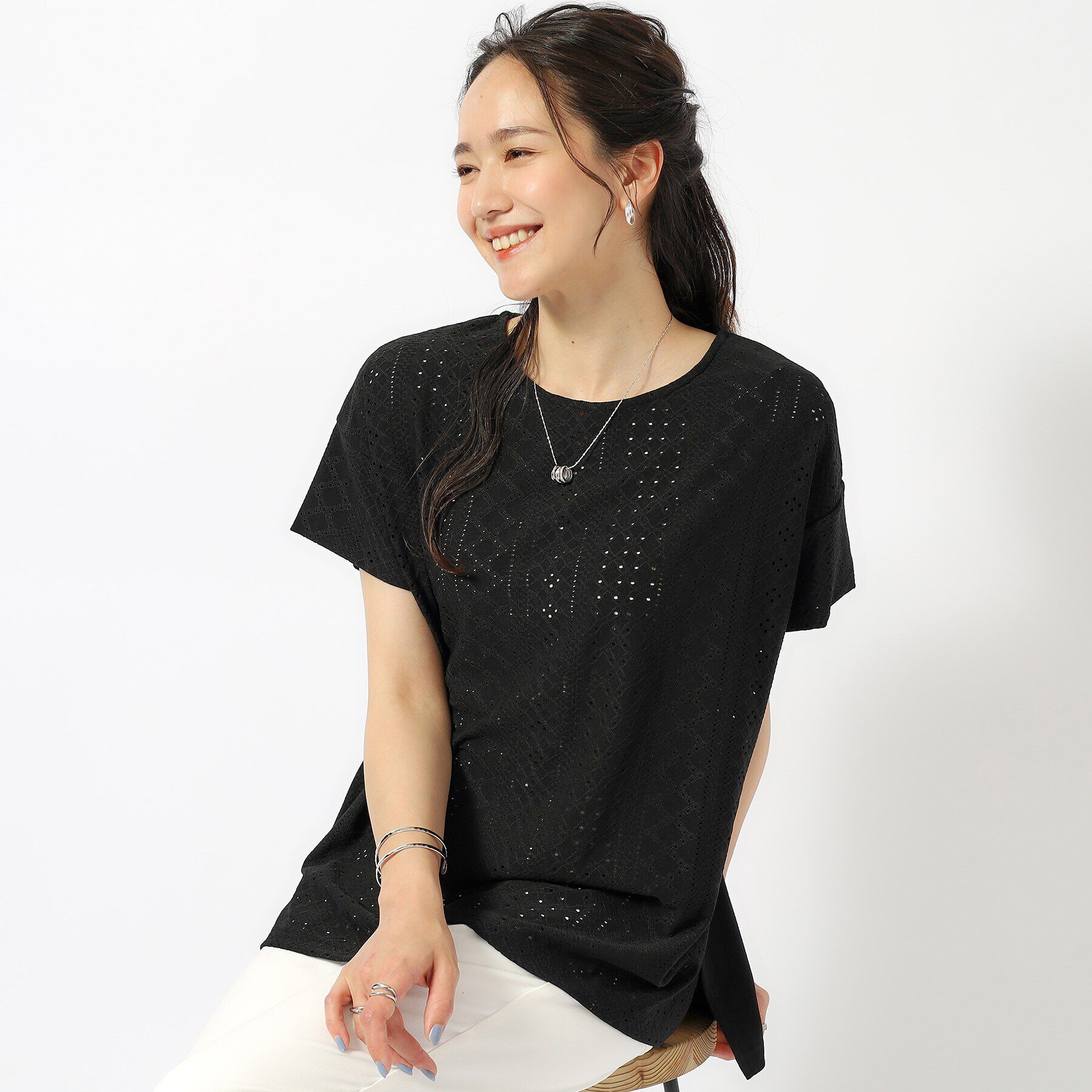 SHOO･LA･RUE「涼やかにきれい見え レースライク ジャカードトップス」|Tシャツ・カットソー|ブラック(019)