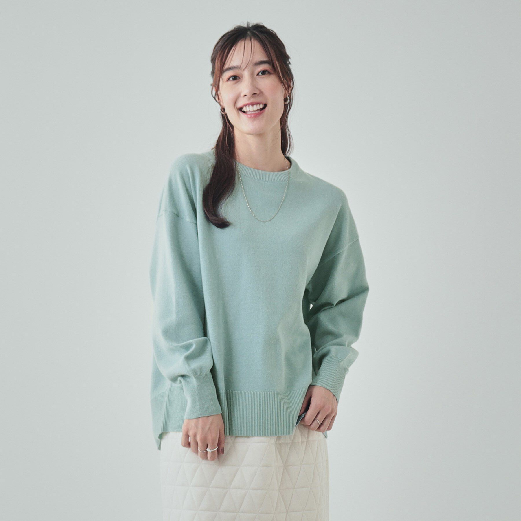 SHOO･LA･RUE「【洗える/毛玉レス】インせず着られる　大人の抜け感　バックスリットニット」|ニット・セーター|