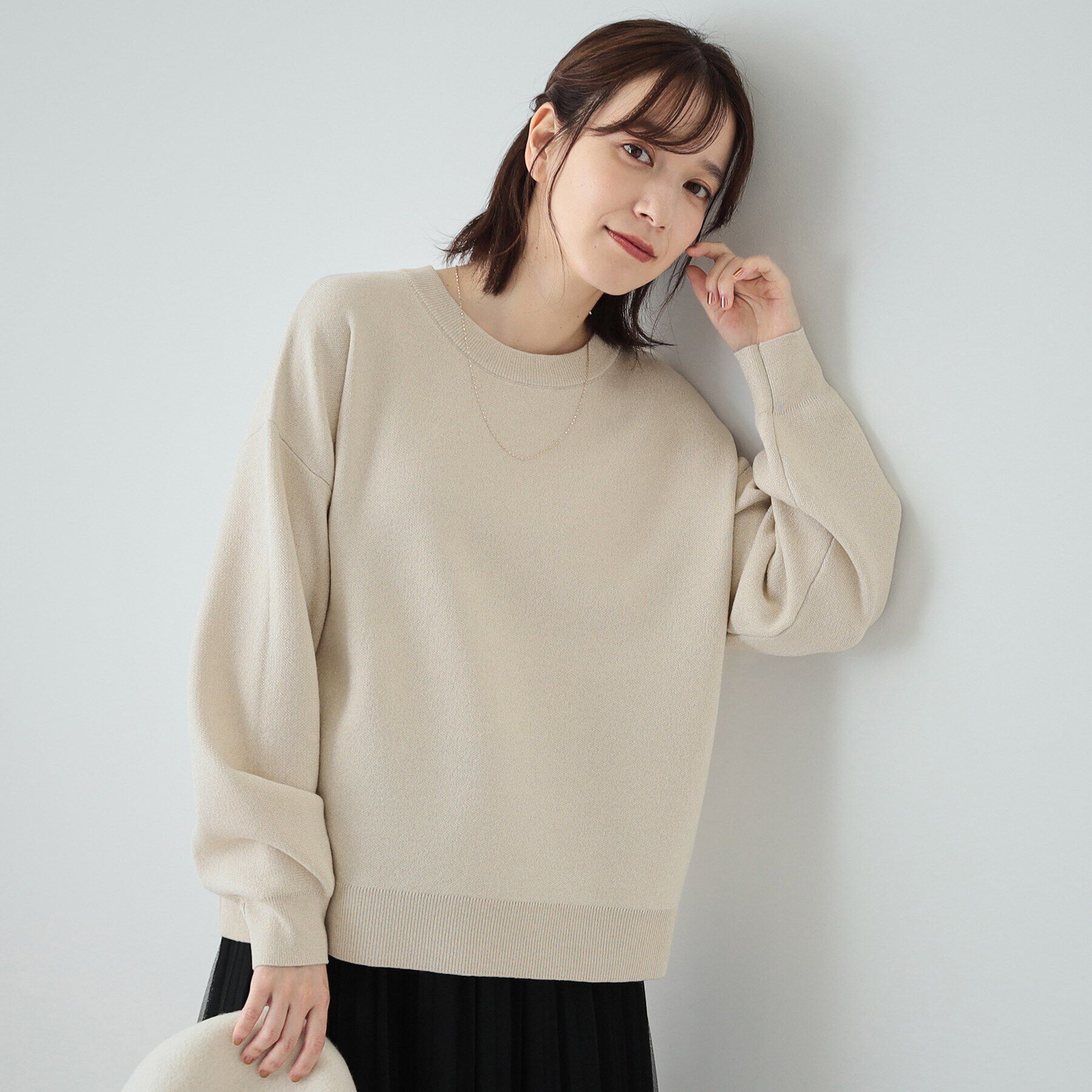 SHOO･LA･RUE「【洗える/S-LL】シンプルながら華やか ラメ入りスウェットライクニット」|ニット・セーター|アイボリー(004)