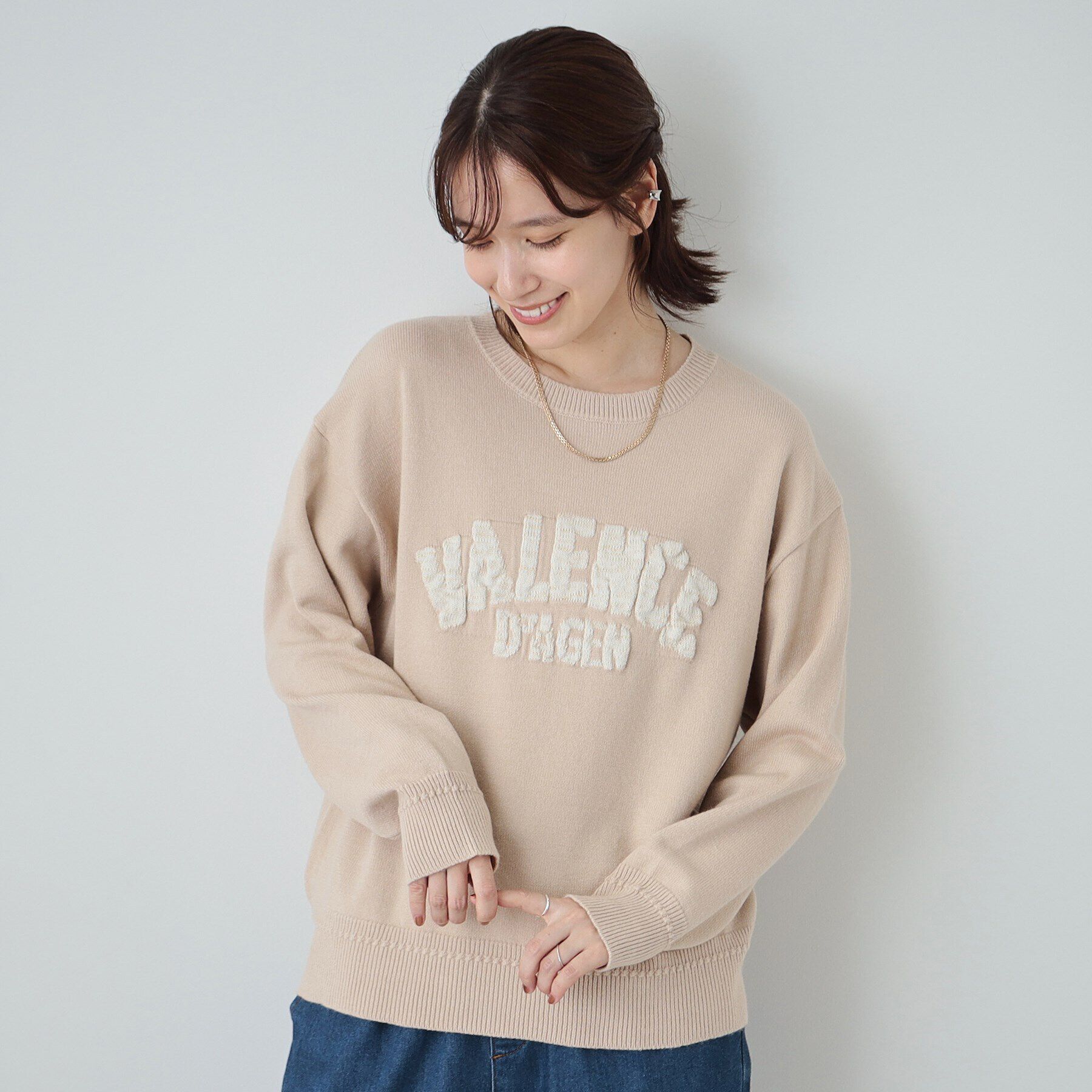 SHOO･LA･RUE「【静電気軽減/洗える/S-LL】もちもち ふっくらロゴニット」|ニット・セーター|ライトベージュ(05