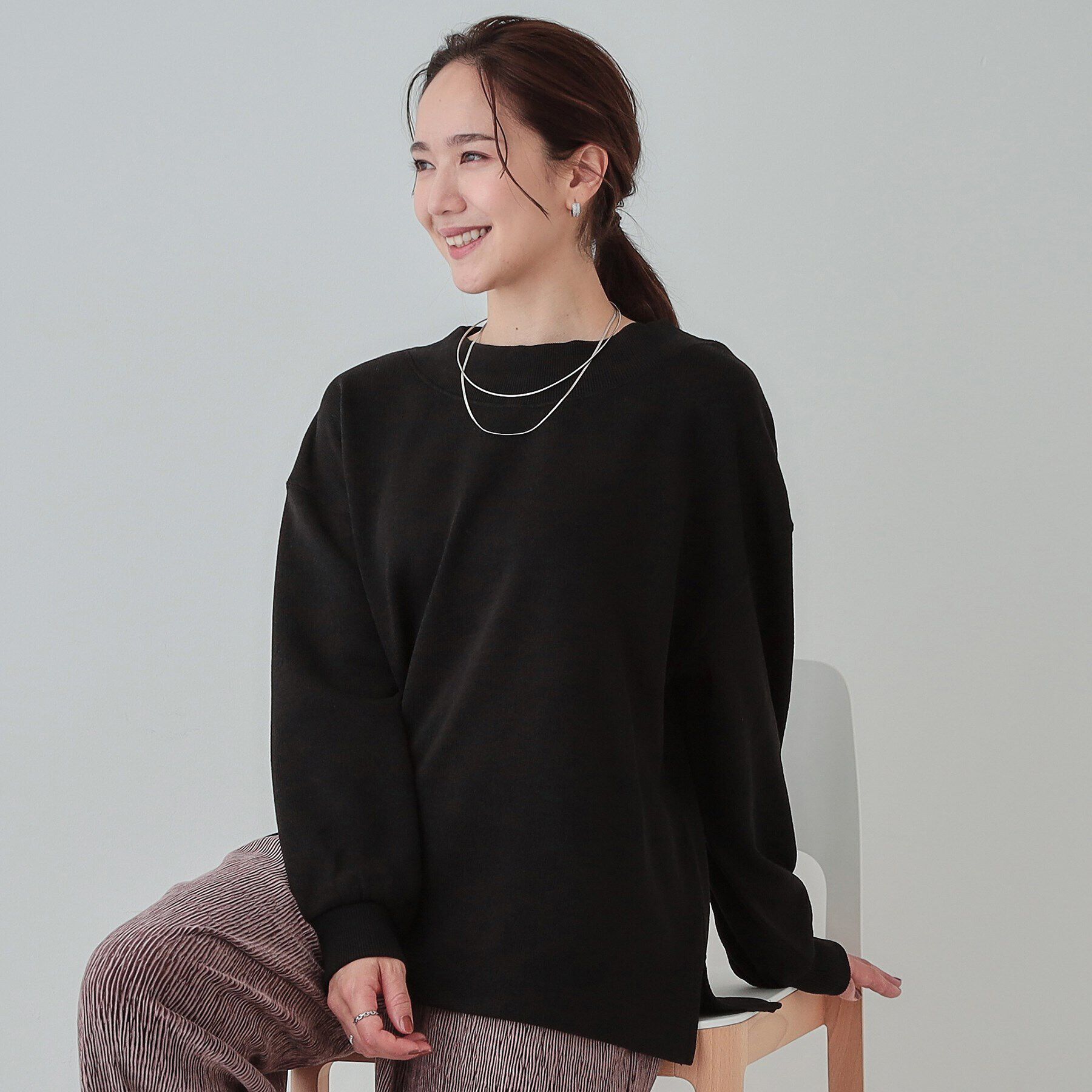 SHOO･LA･RUE「【S-LL】大人カジュアルに オフネックニットソー」|Tシャツ・カットソー|ブラック(019)