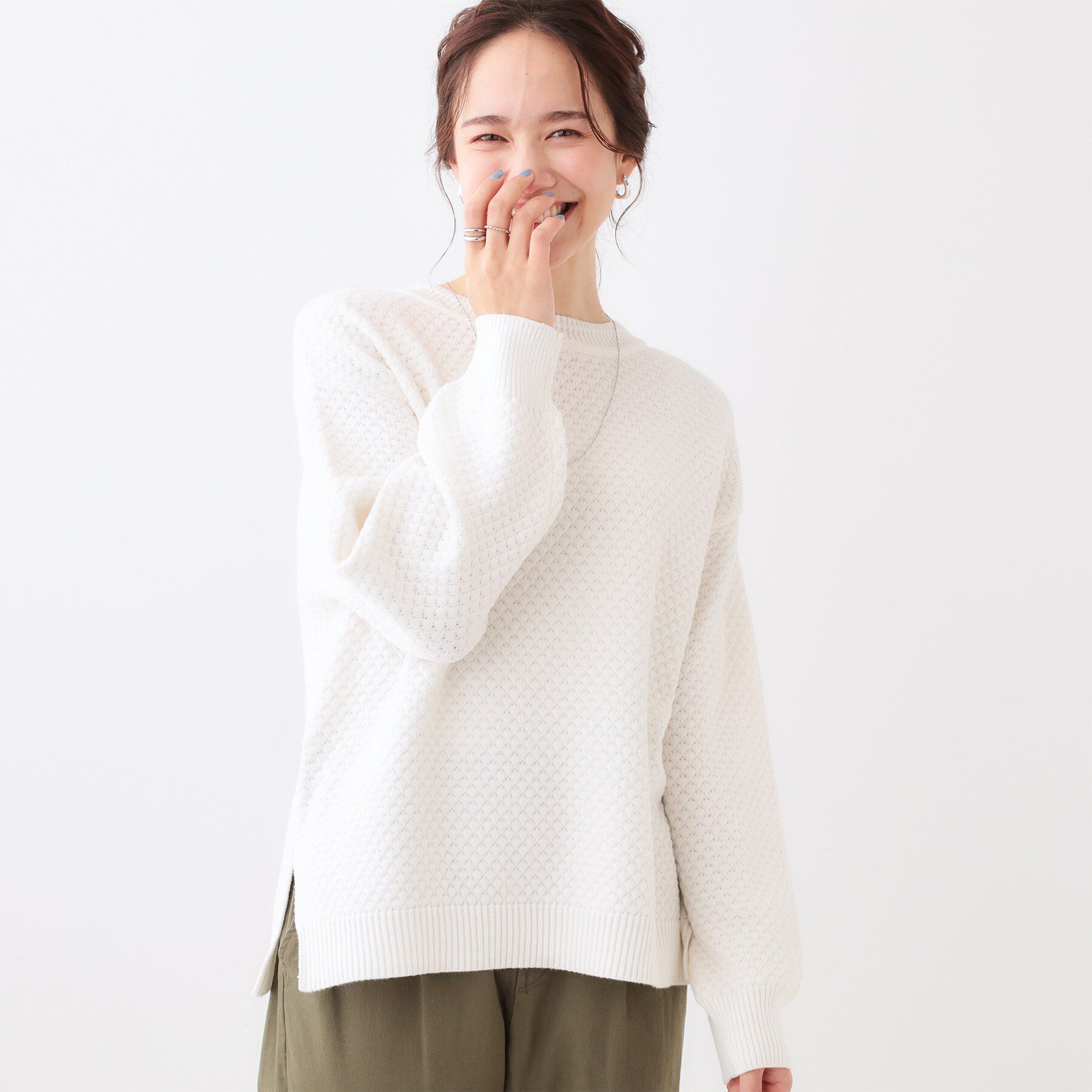 SHOO･LA･RUE「【高レビュー/洗える/S-LL】ポコポコの表面感が魅力 ラーベン柄ニット」|ニット・セーター|オフホワイト(003