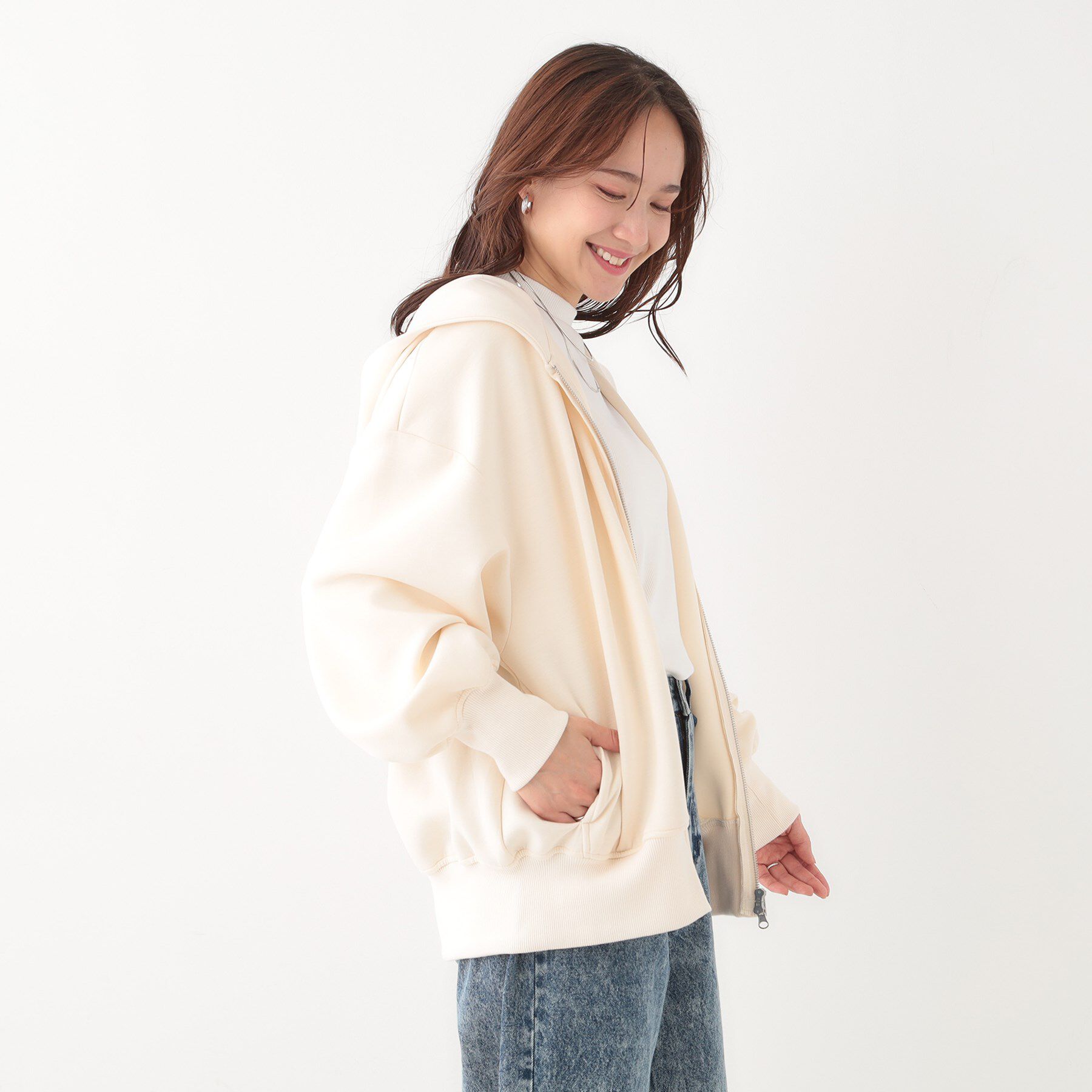 SHOO･LA･RUE「季節の変わり目に頼れる ダブルZIPダンボールパーカー」|カーディガン|