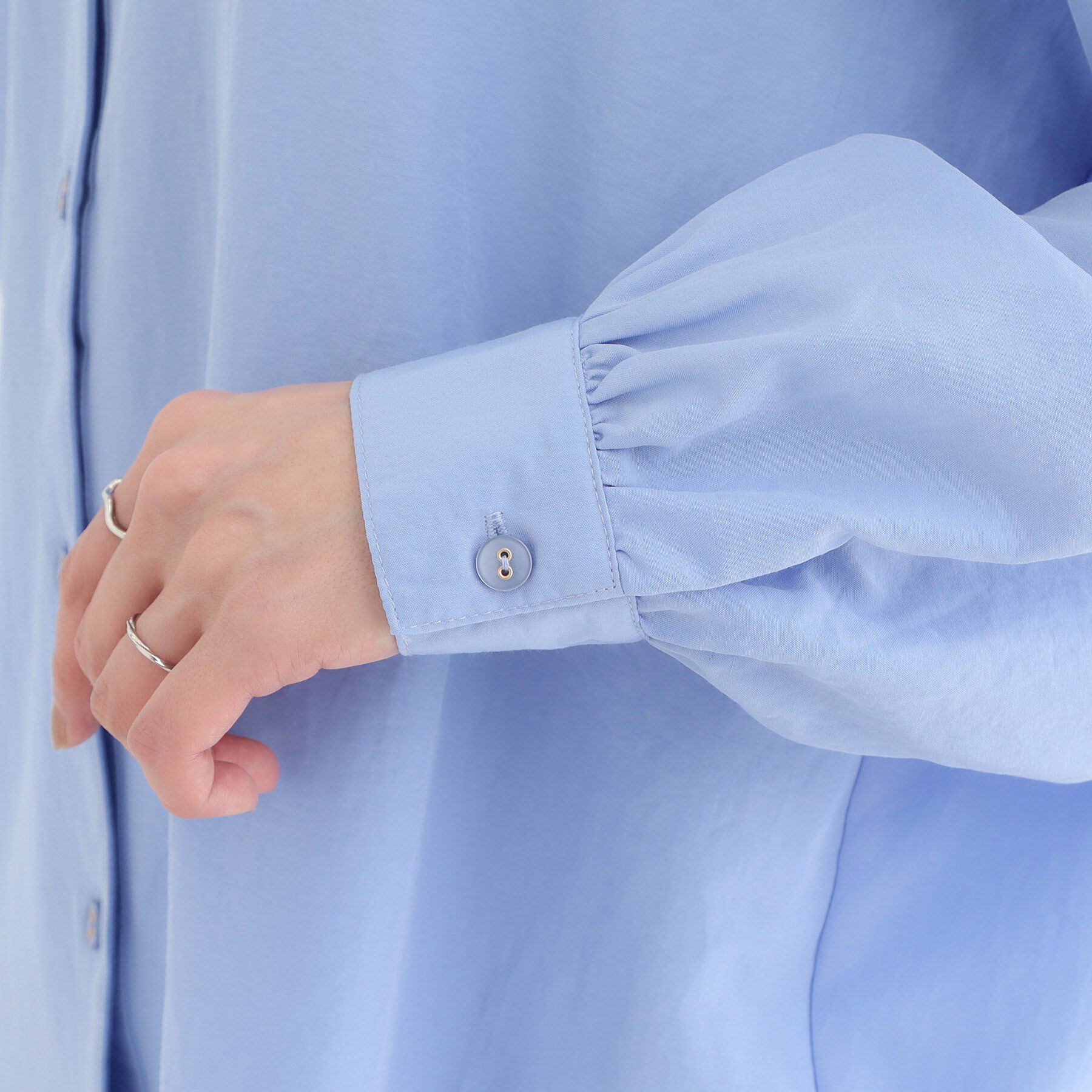 SHOO･LA･RUE「【S-LL】後ろ姿も抜かりなく バックレースアップシャツ」|シャツ・ブラウス|