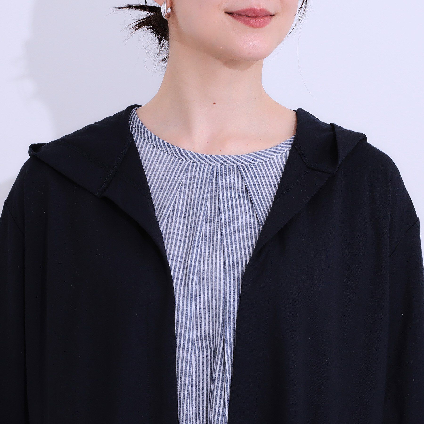 SHOO･LA･RUE「【S-LL/ひんやり/UV】さっと羽織れる お尻が隠れるフード付きパーカ」|パーカー|