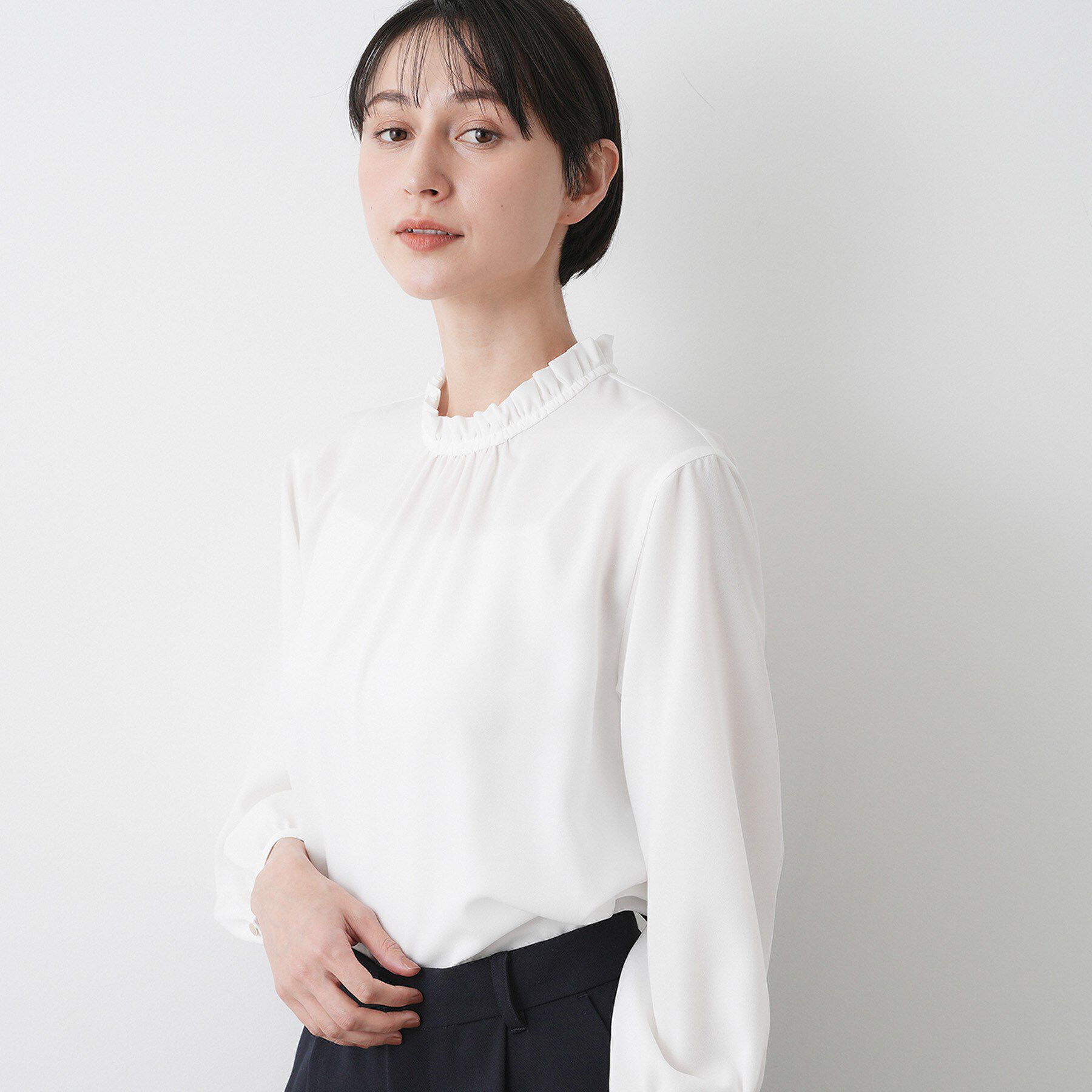 Dessin「【入卒/セレモニー/洗える】フリルネックブラウス」|シャツ・ブラウス|