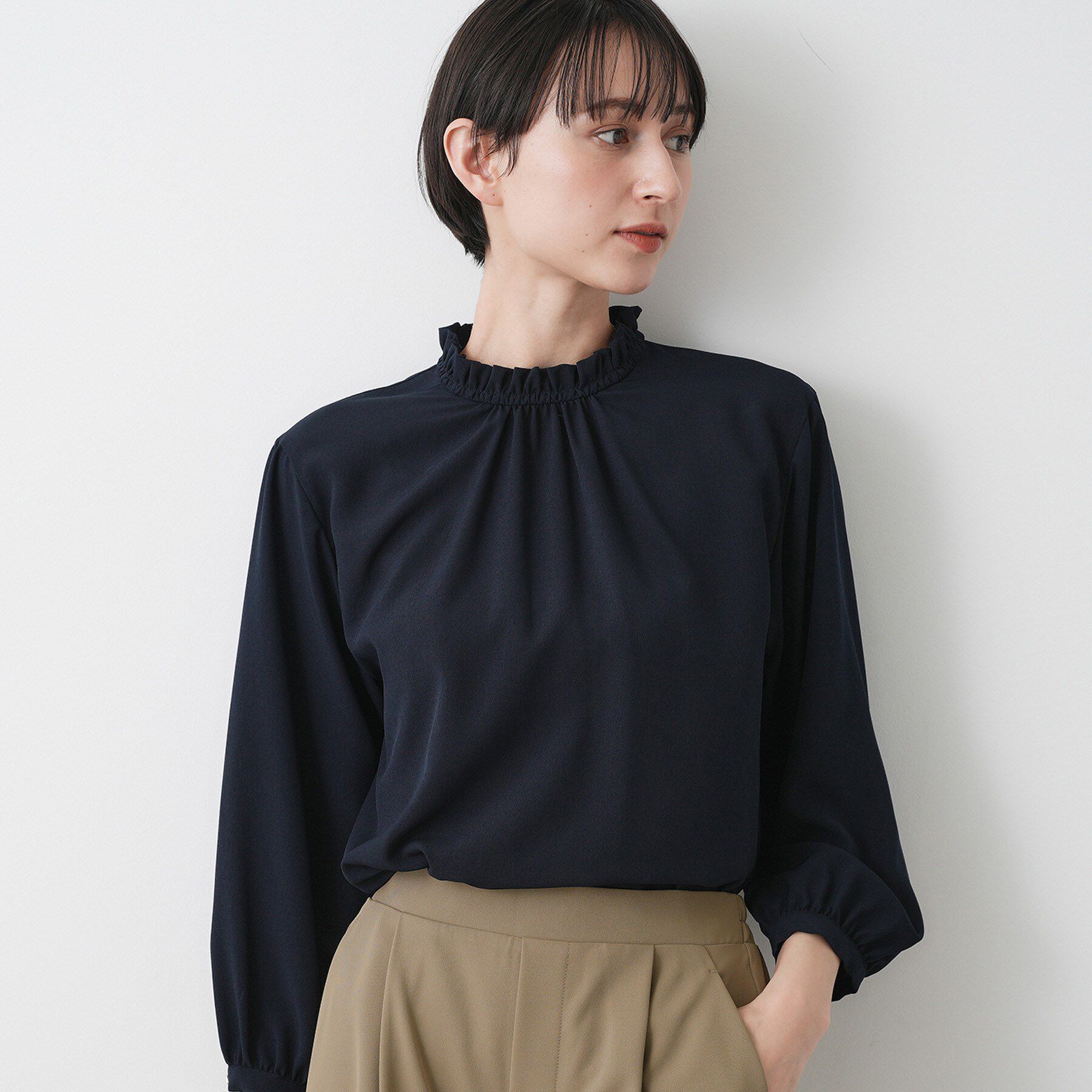 Dessin「【入卒/セレモニー/洗える】フリルネックブラウス」|シャツ・ブラウス|ネイビー(094)