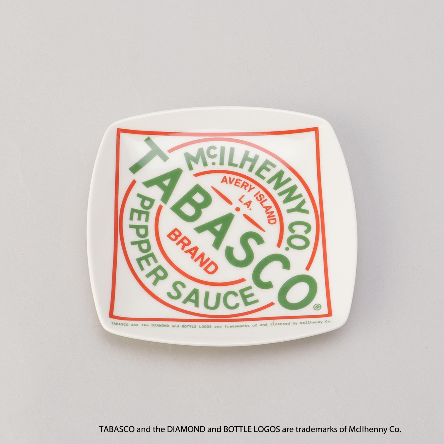 212 KITCHEN STORE「スクエアプレート ロゴ ＜TABASCO(R) タバスコ＞」|食器・キッチングッズ|