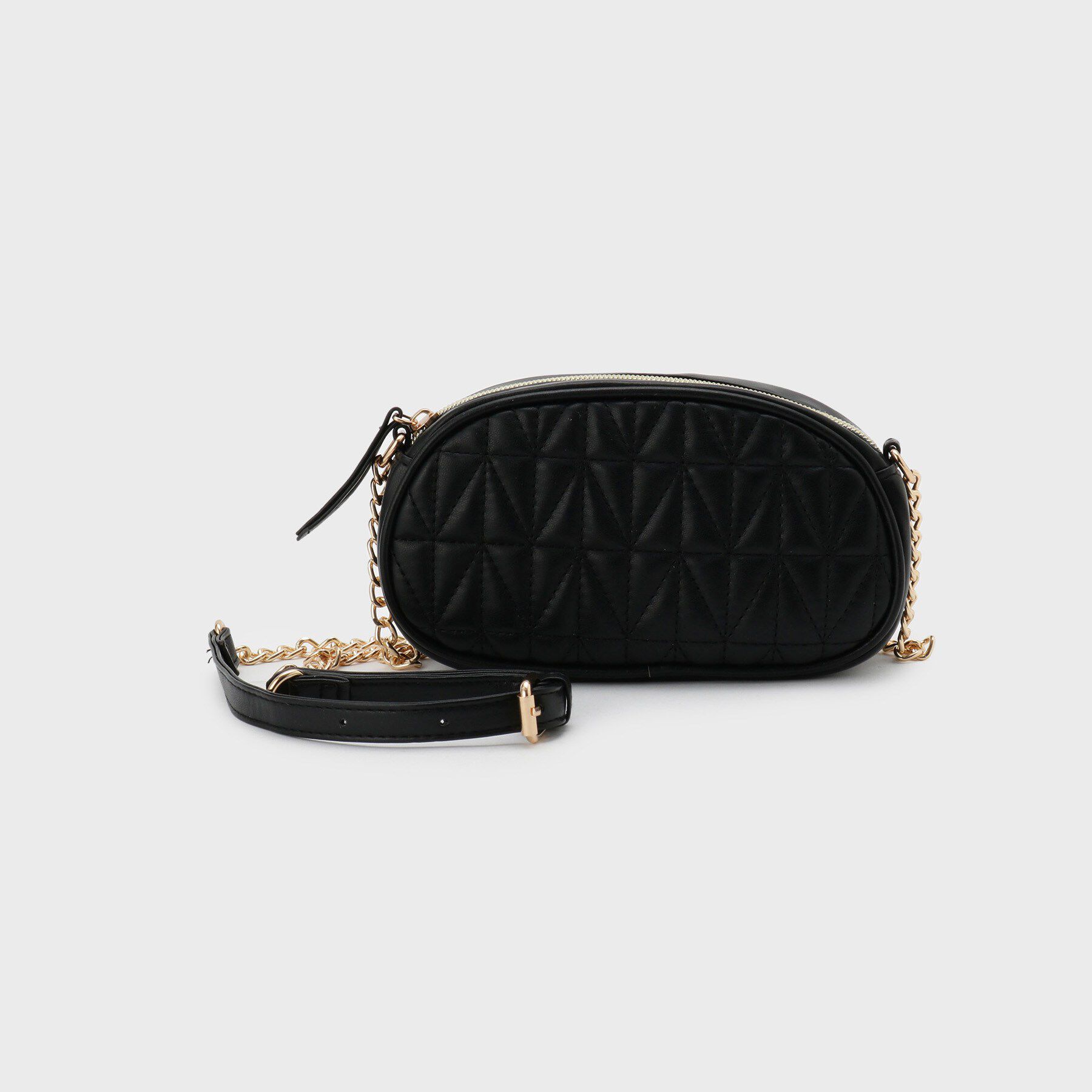 Ober Tashe「チェーン使いキルティングショルダー」|ショルダー・メッセンジャー|