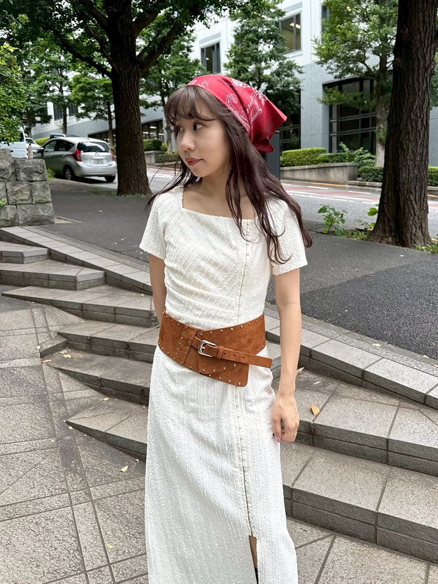 LILY BROWN「デコルテカットワンピース」|ワンピース|