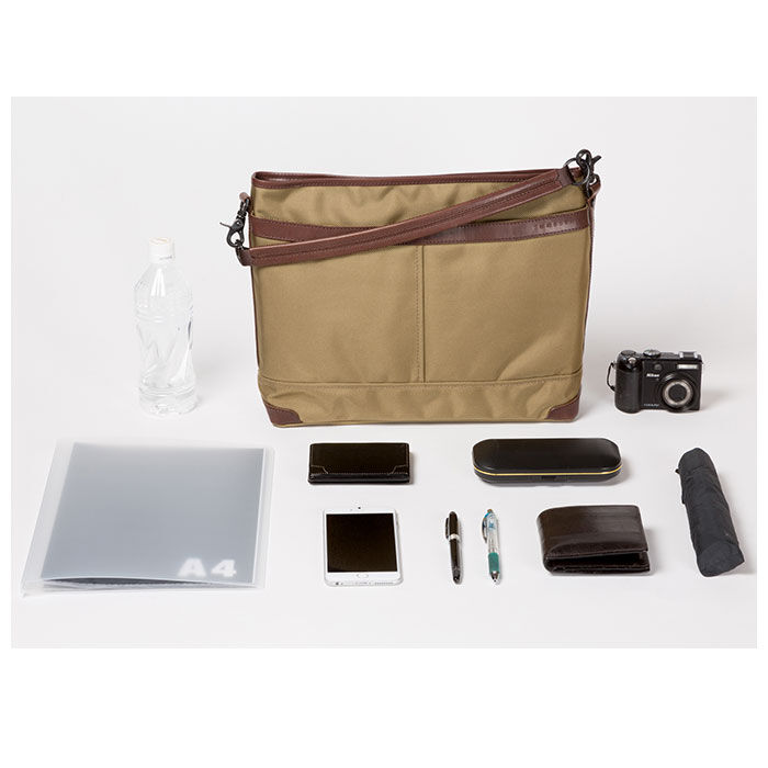 BACKYARD FAMILY「ショルダーバッグ メンズ A4 通販 斜めがけ 大きめ かっこいい 大容量 ブランド」|ショルダー・メッセンジャー|