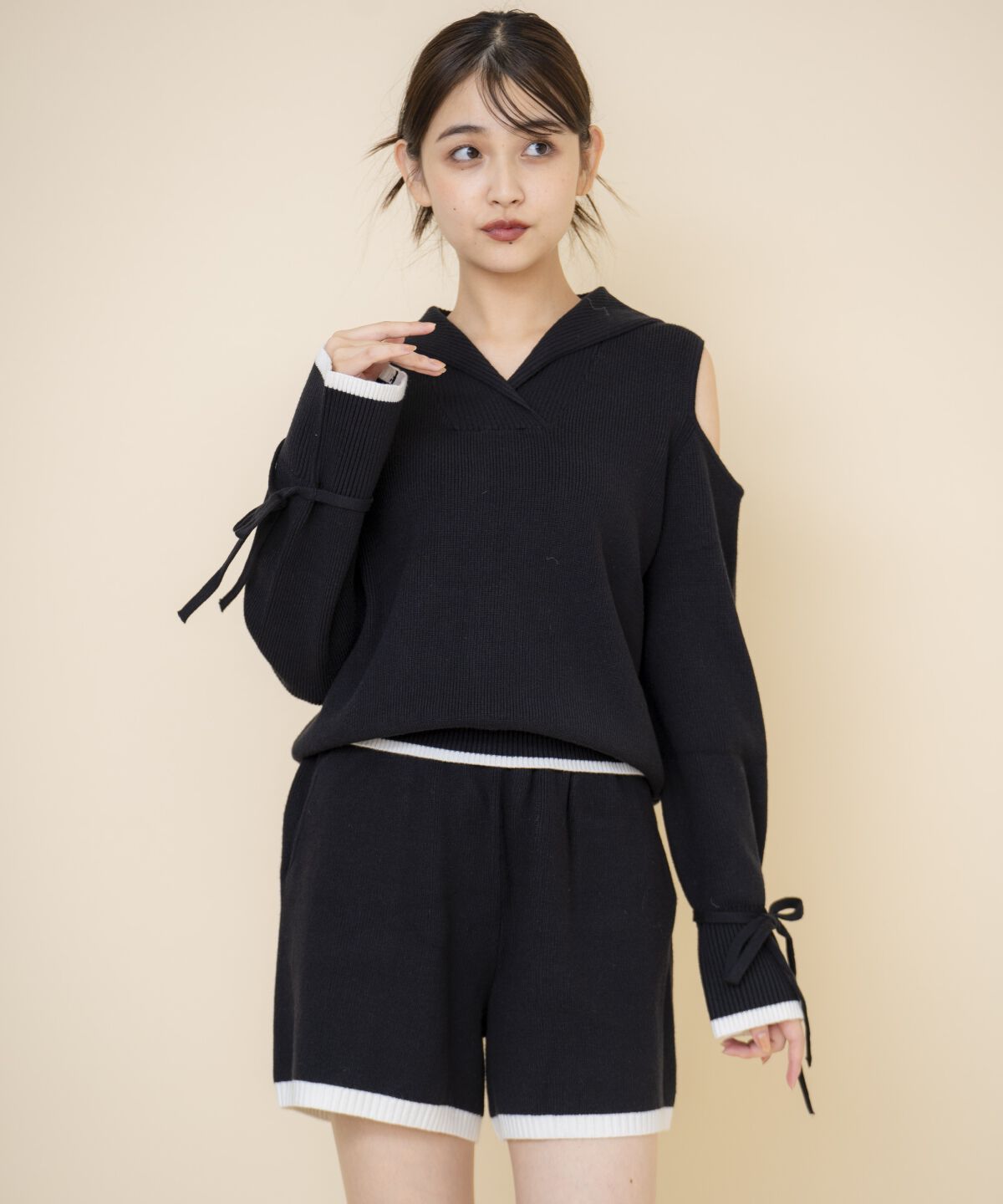 REDYAZEL「セーラーカラートップス&ショートパンツニットセットアップ」|ワンピース|ブラック