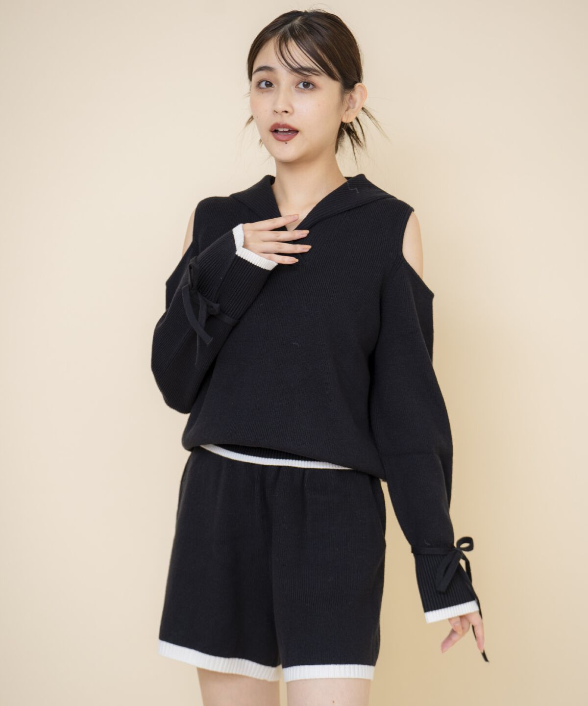 REDYAZEL「セーラーカラートップス&ショートパンツニットセットアップ」|ワンピース|