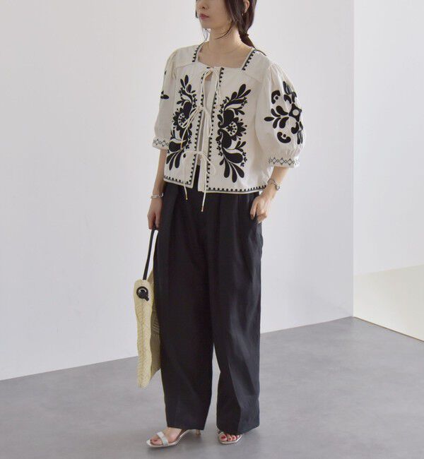 quaranciel「quaranciel:〈洗濯機可能〉エンブロイダリー スクエアネック ブラウス」|シャツ・ブラウス|