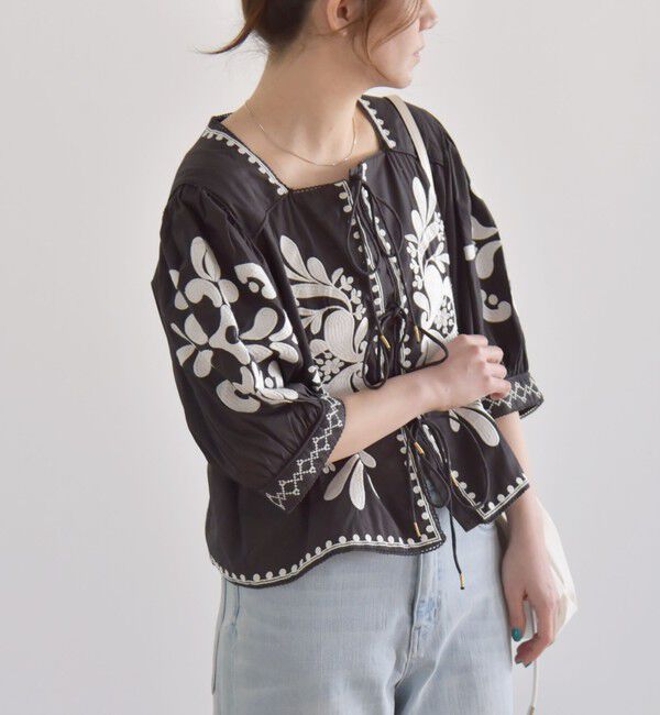 quaranciel「quaranciel:〈洗濯機可能〉エンブロイダリー スクエアネック ブラウス」|シャツ・ブラウス|