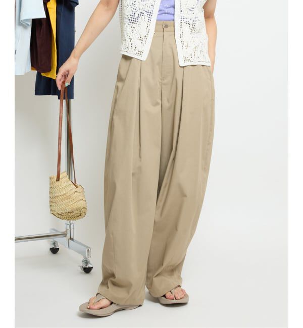 SLOBE IENA「《接触冷感/WEB限定/追加予約》ライトチノタックカーブトラウザー」|チノ|