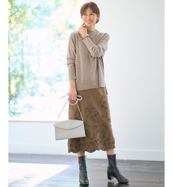 自由区「【SHIHOさん着用】フラップカーブミニクラッチ バッグ」|クラッチバッグ|