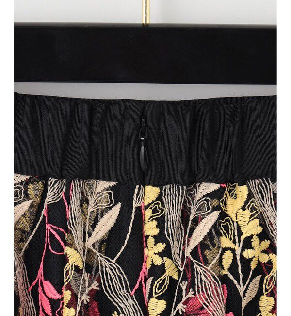 GRACE CONTINENTAL「リーフ刺繍タックスカート」|スカート|