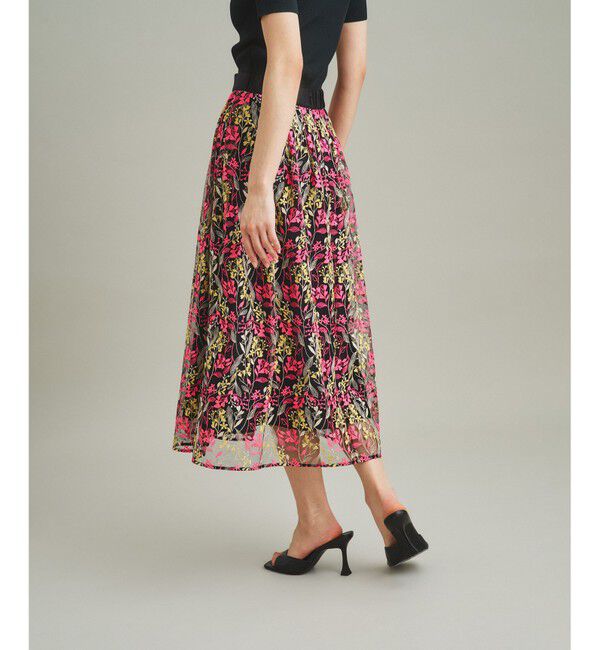 GRACE CONTINENTAL「リーフ刺繍タックスカート」|スカート|