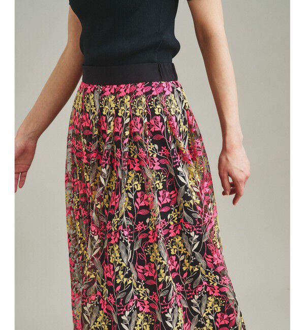 GRACE CONTINENTAL「リーフ刺繍タックスカート」|スカート|