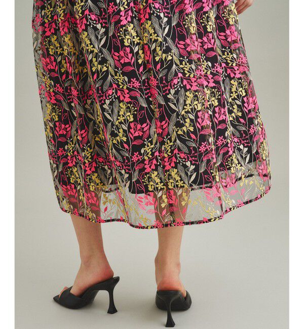 GRACE CONTINENTAL「リーフ刺繍タックスカート」|スカート|