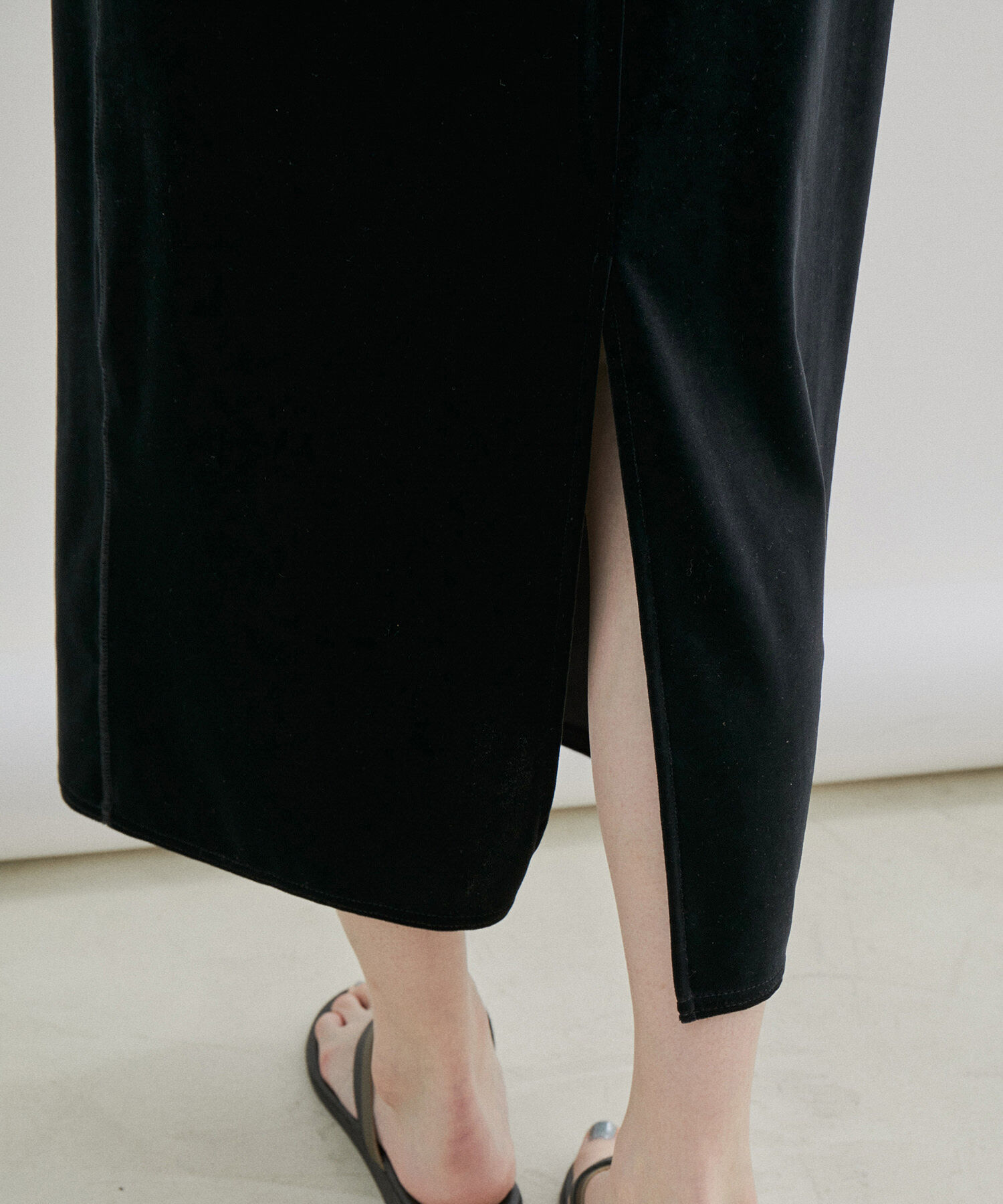 SALON adam et rope'「ベロアロングスリットタイトスカート【セットアップ対応・洗える】」|スカート|