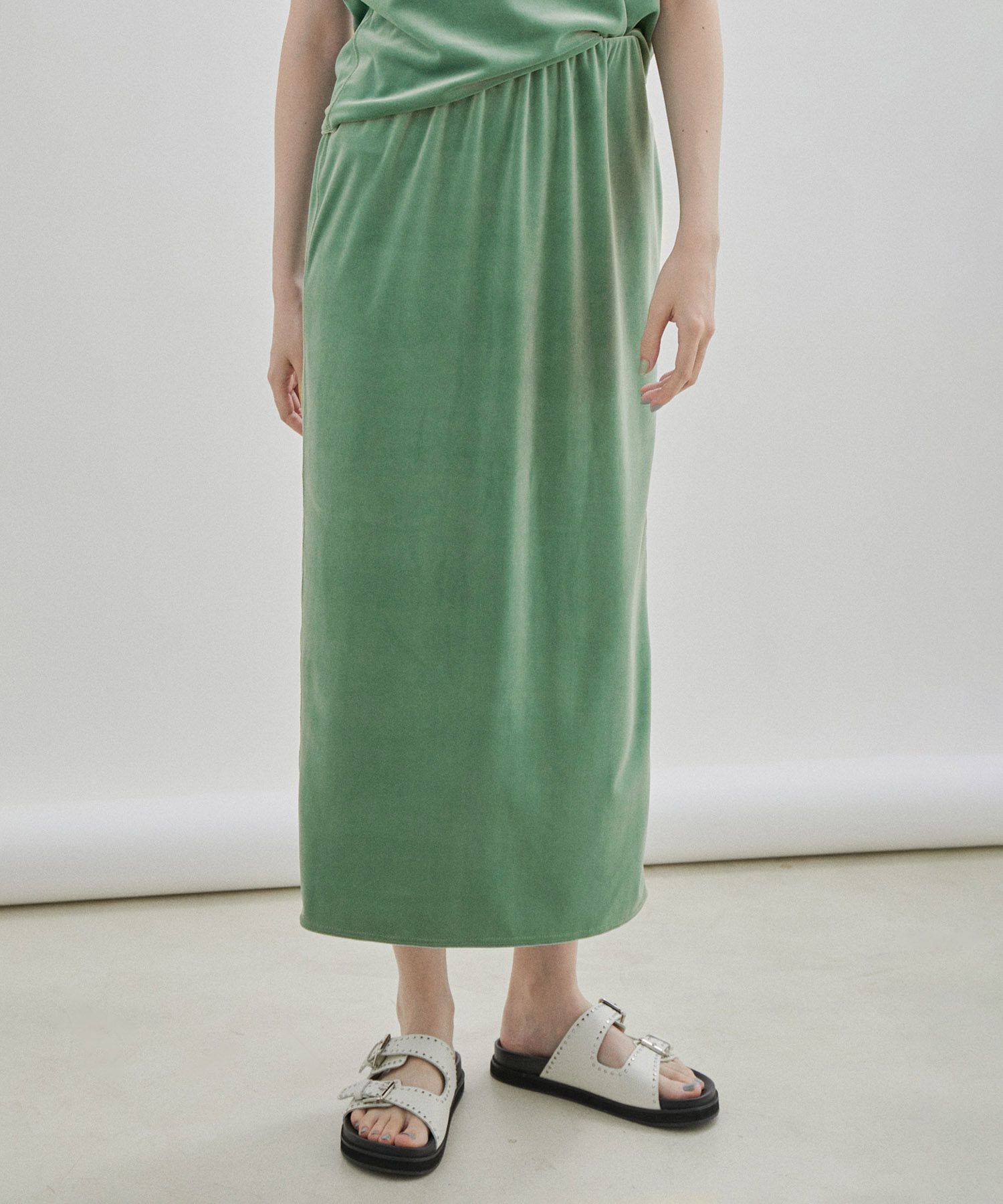 SALON adam et rope'「ベロアロングスリットタイトスカート【セットアップ対応・洗える】」|スカート|